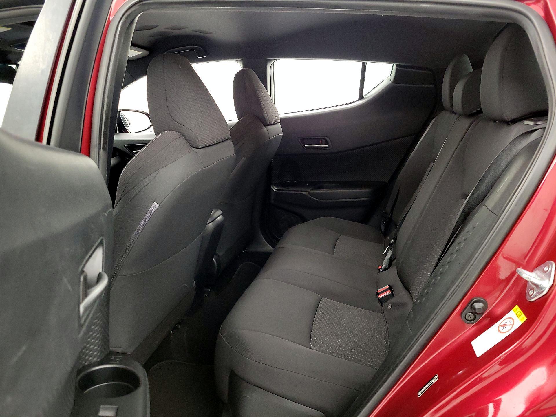 Thumbnail: 2018 Toyota C-HR - 19