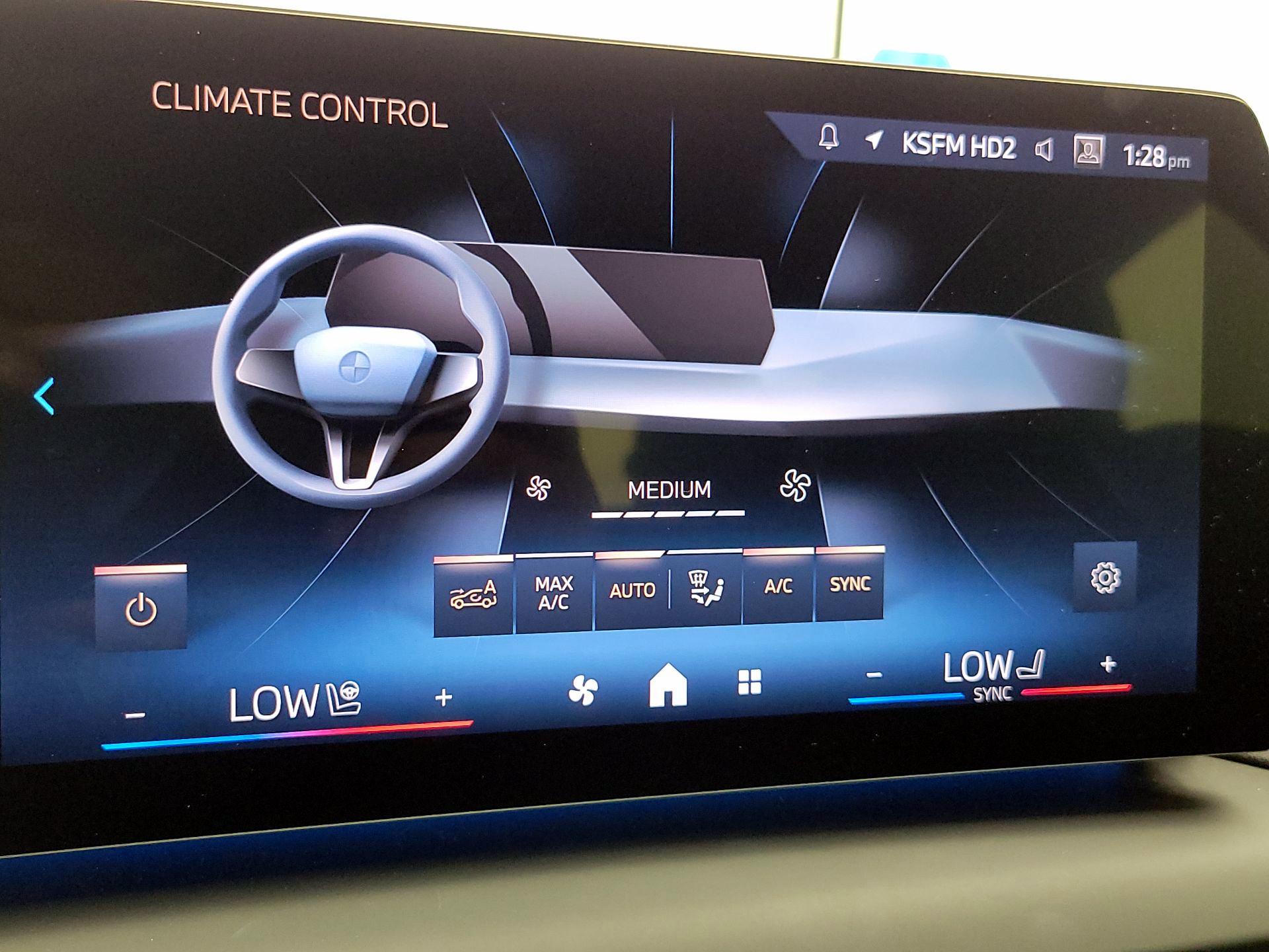 Thumbnail: 2025 BMW 2 Series - 15