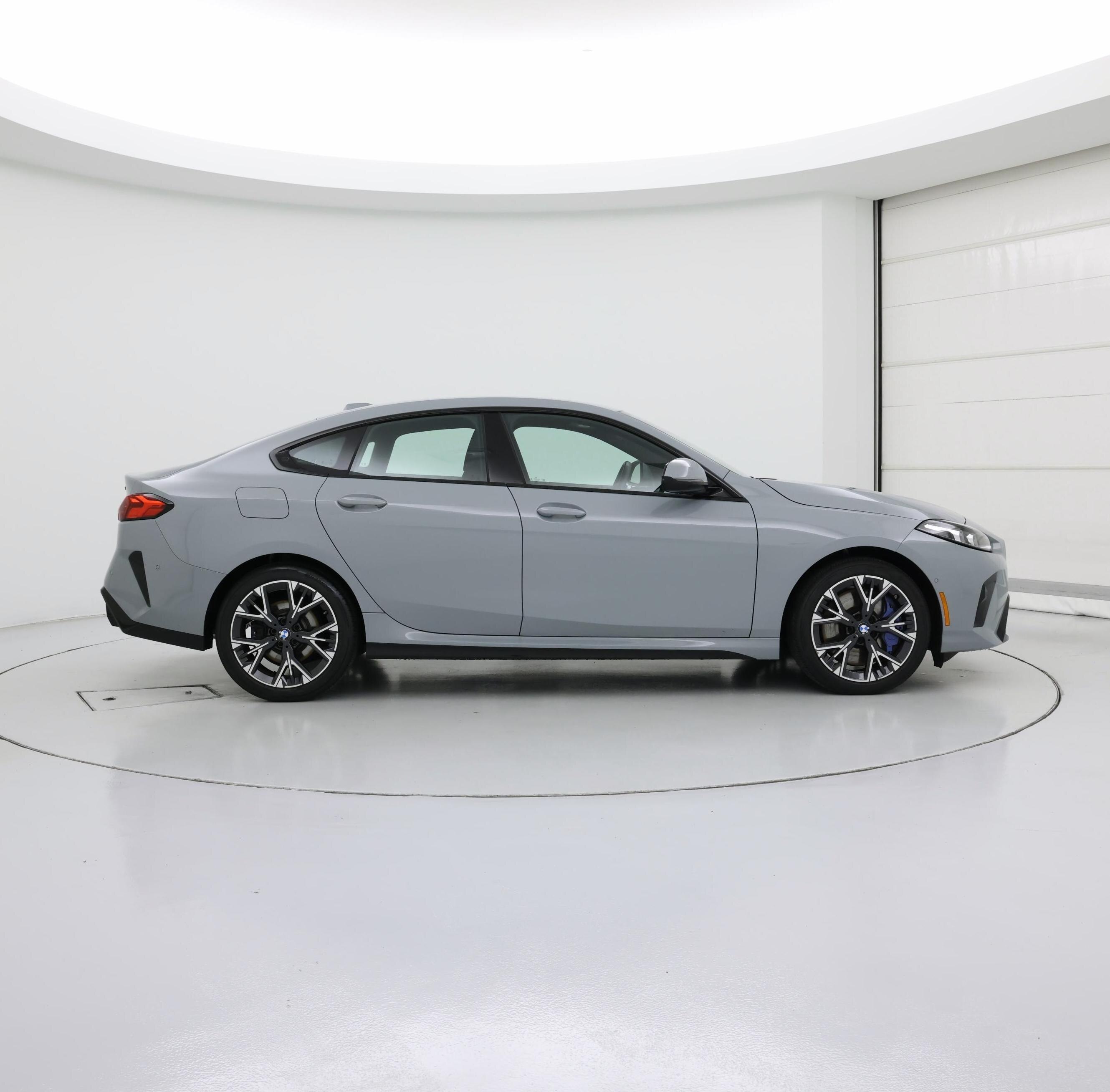 Thumbnail: 2025 BMW 2 Series - 7