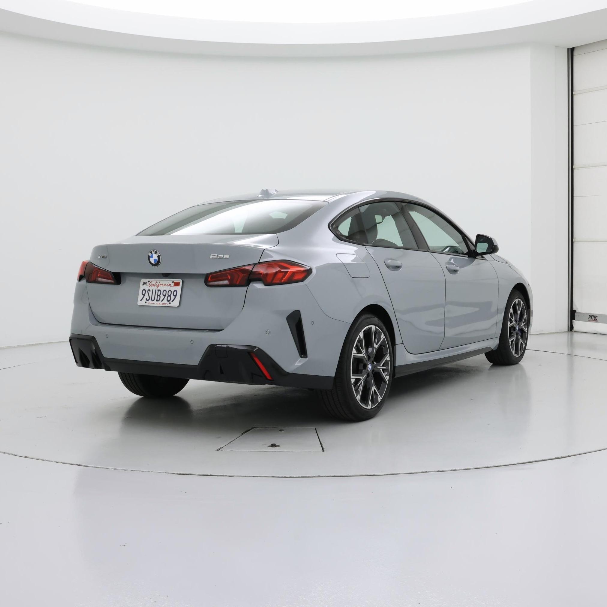 Thumbnail: 2025 BMW 2 Series - 8