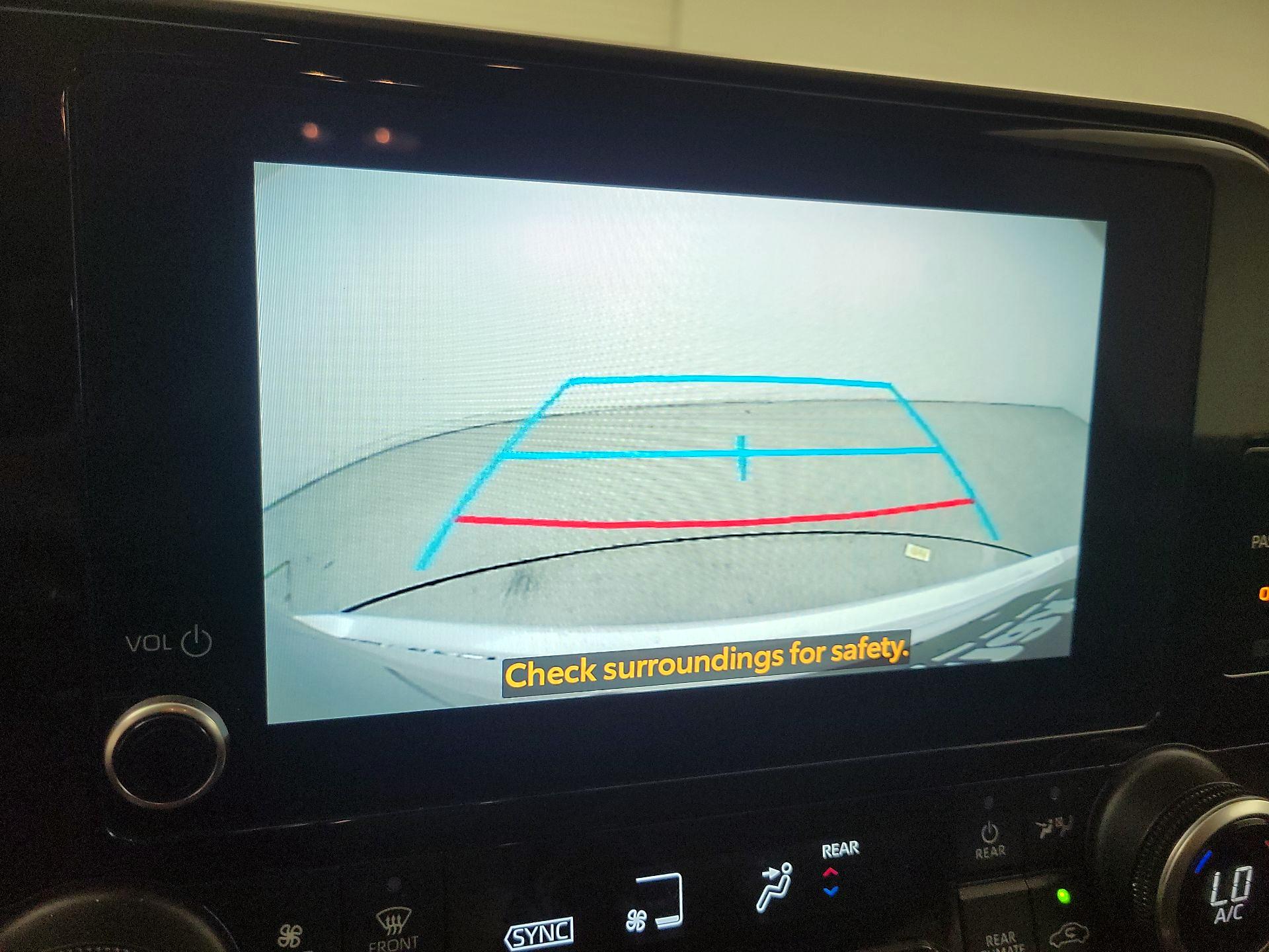 Thumbnail: 2024 Toyota Highlander - 15