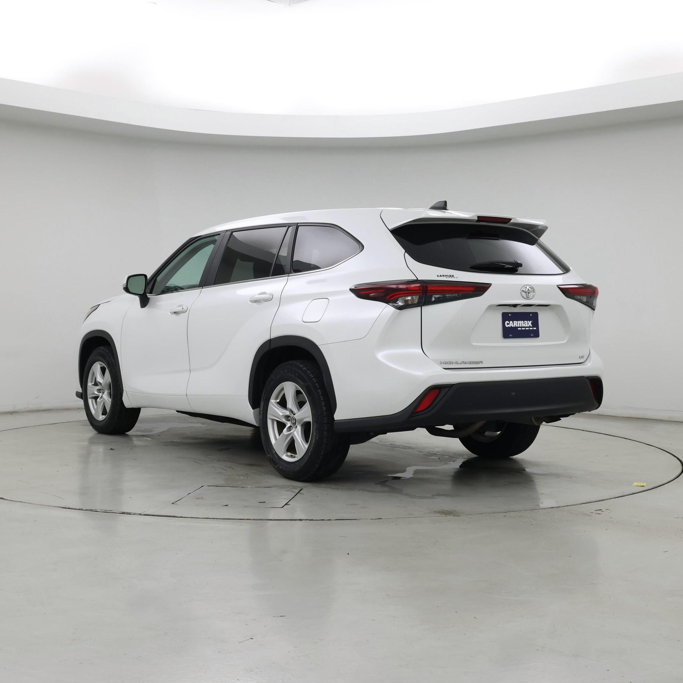 Thumbnail: 2024 Toyota Highlander - 2