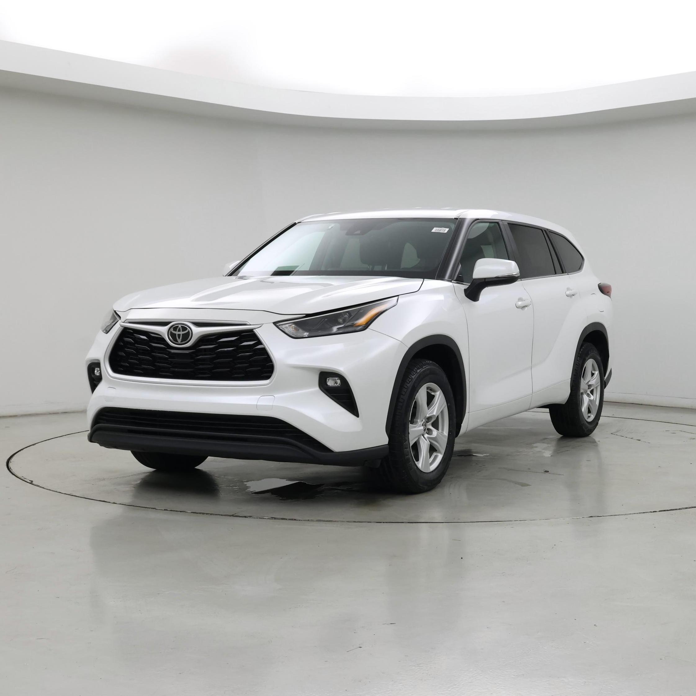 Thumbnail: 2024 Toyota Highlander - 4