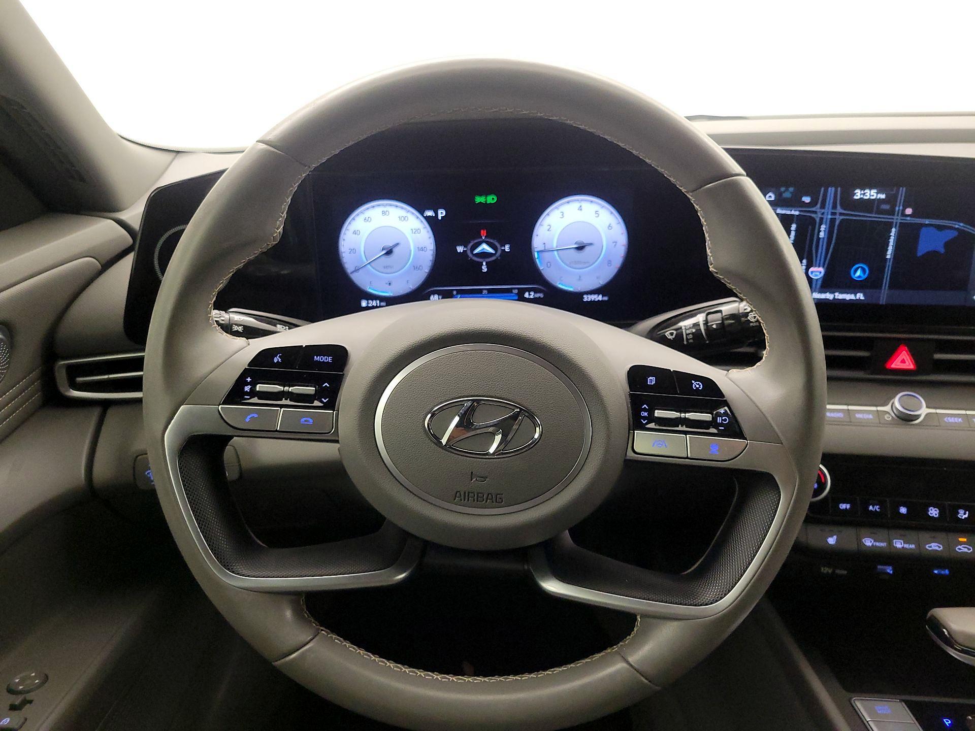 Thumbnail: 2023 Hyundai Elantra - 10