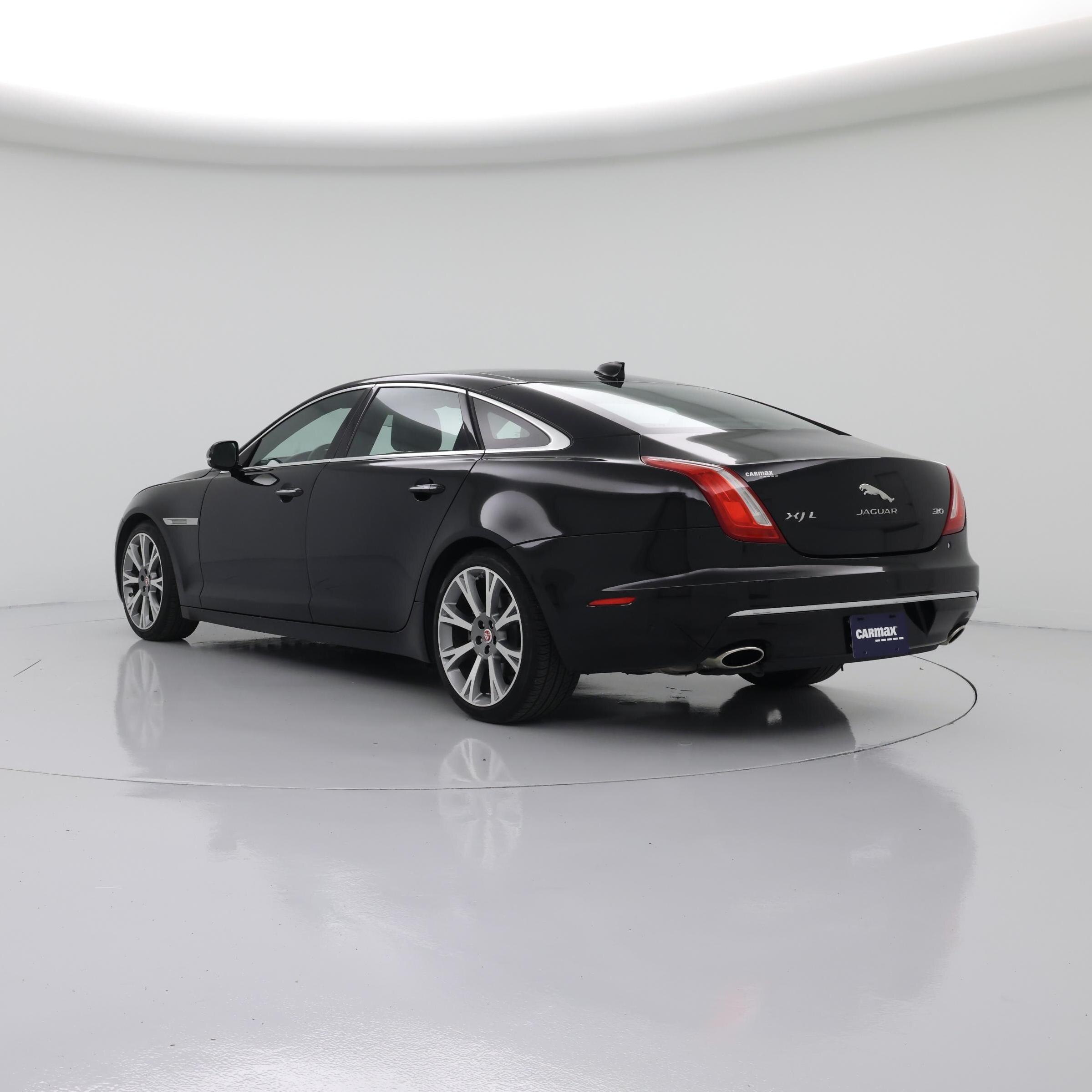 Thumbnail: 2019 Jaguar XJ - 2