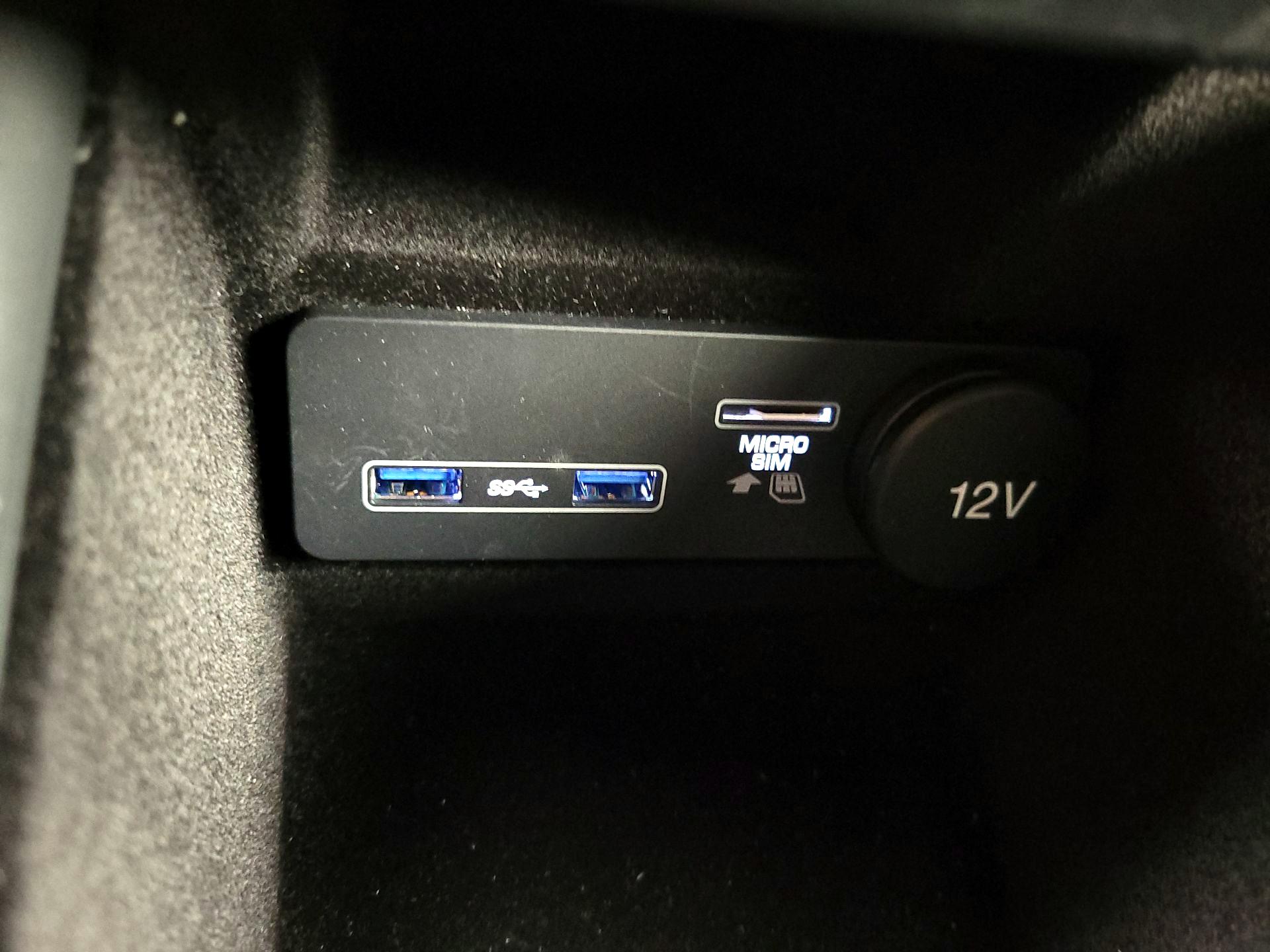 Thumbnail: 2019 Jaguar XJ - 19