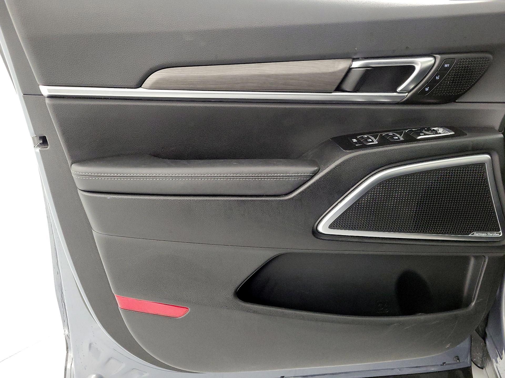 Thumbnail: 2023 Kia Telluride - 12