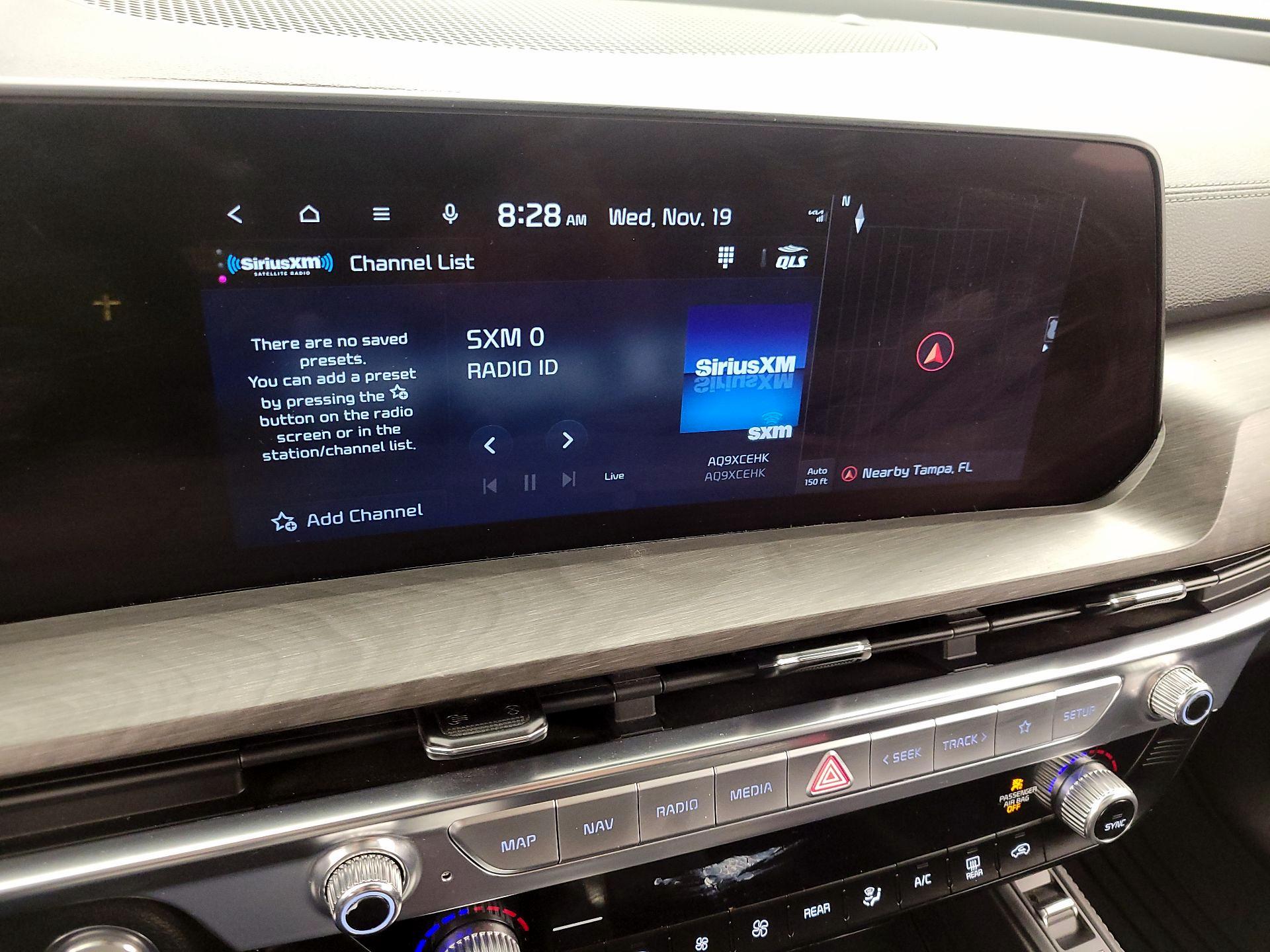 Thumbnail: 2023 Kia Telluride - 16