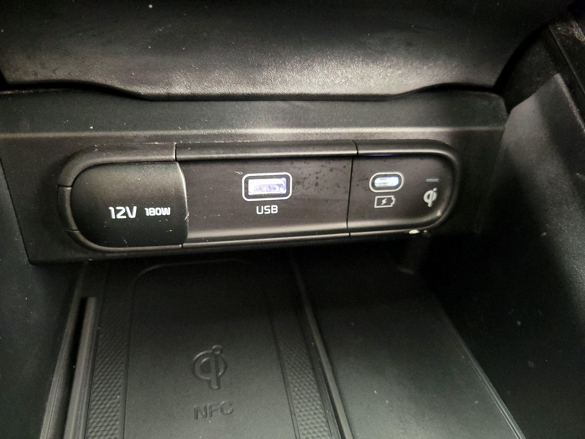 Thumbnail: 2023 Kia Telluride - 19