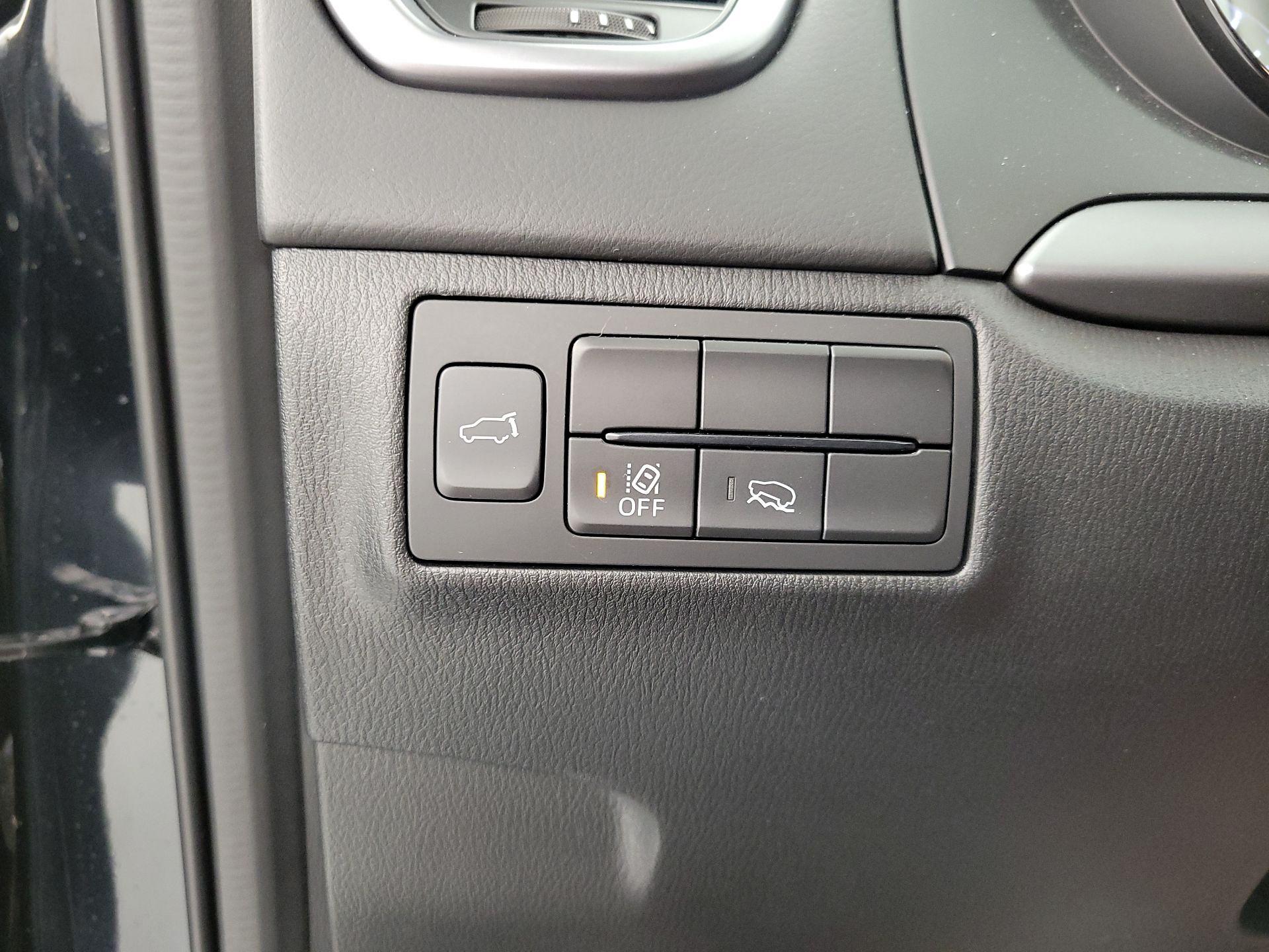 Thumbnail: 2023 Mazda CX-9 - 13