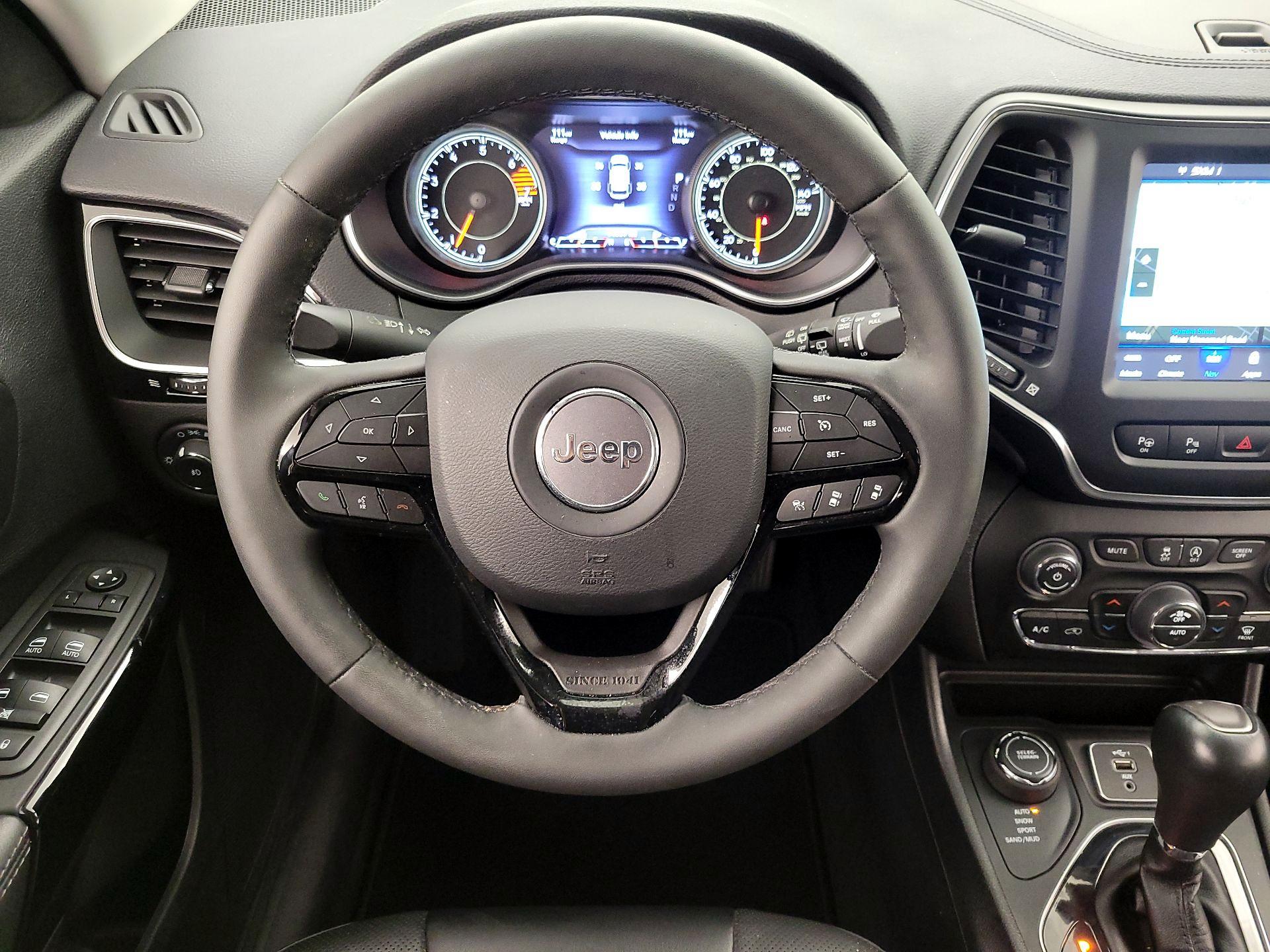 Thumbnail: 2023 Jeep Cherokee - 10