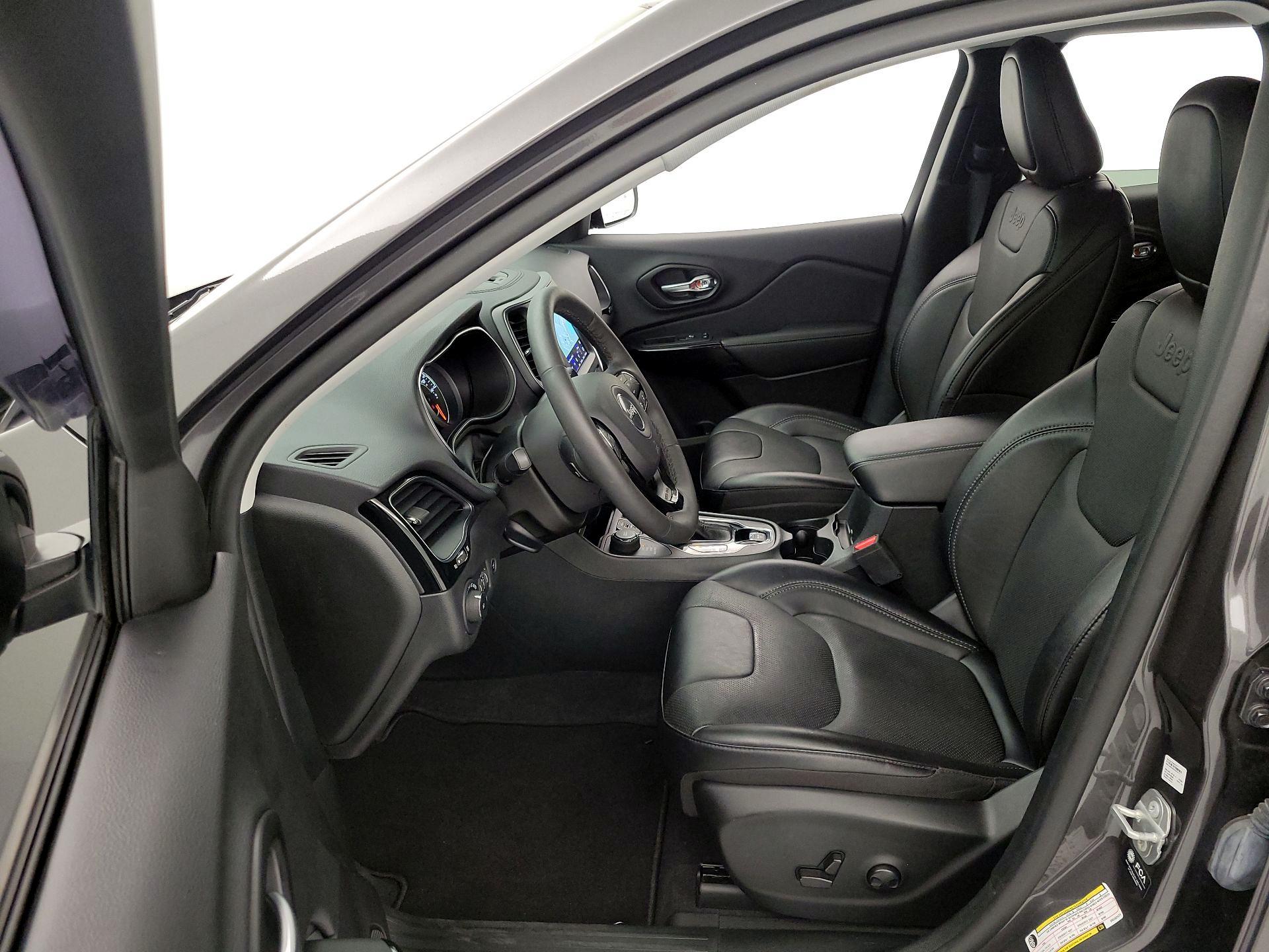 Thumbnail: 2023 Jeep Cherokee - 11