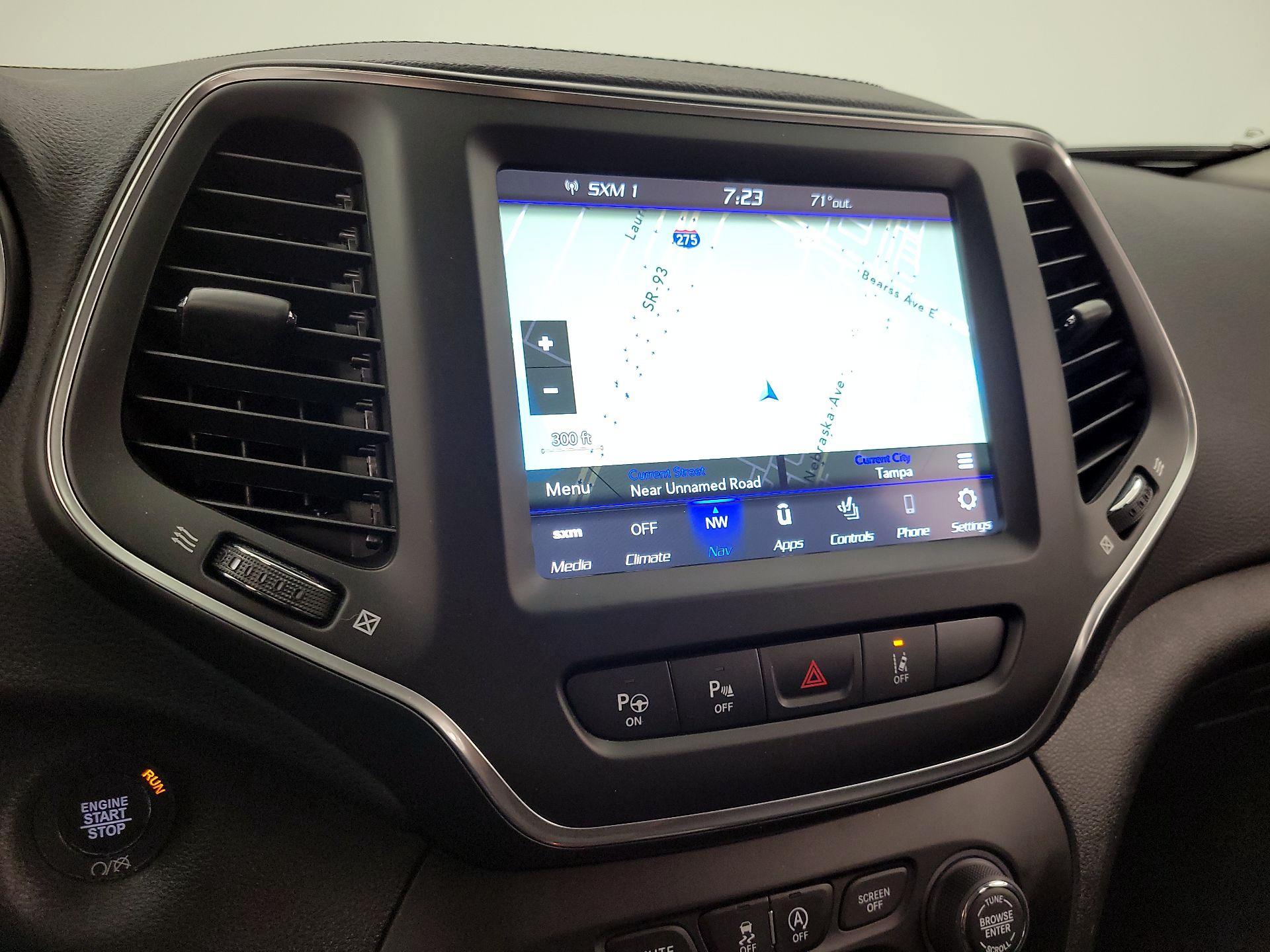 Thumbnail: 2023 Jeep Cherokee - 14