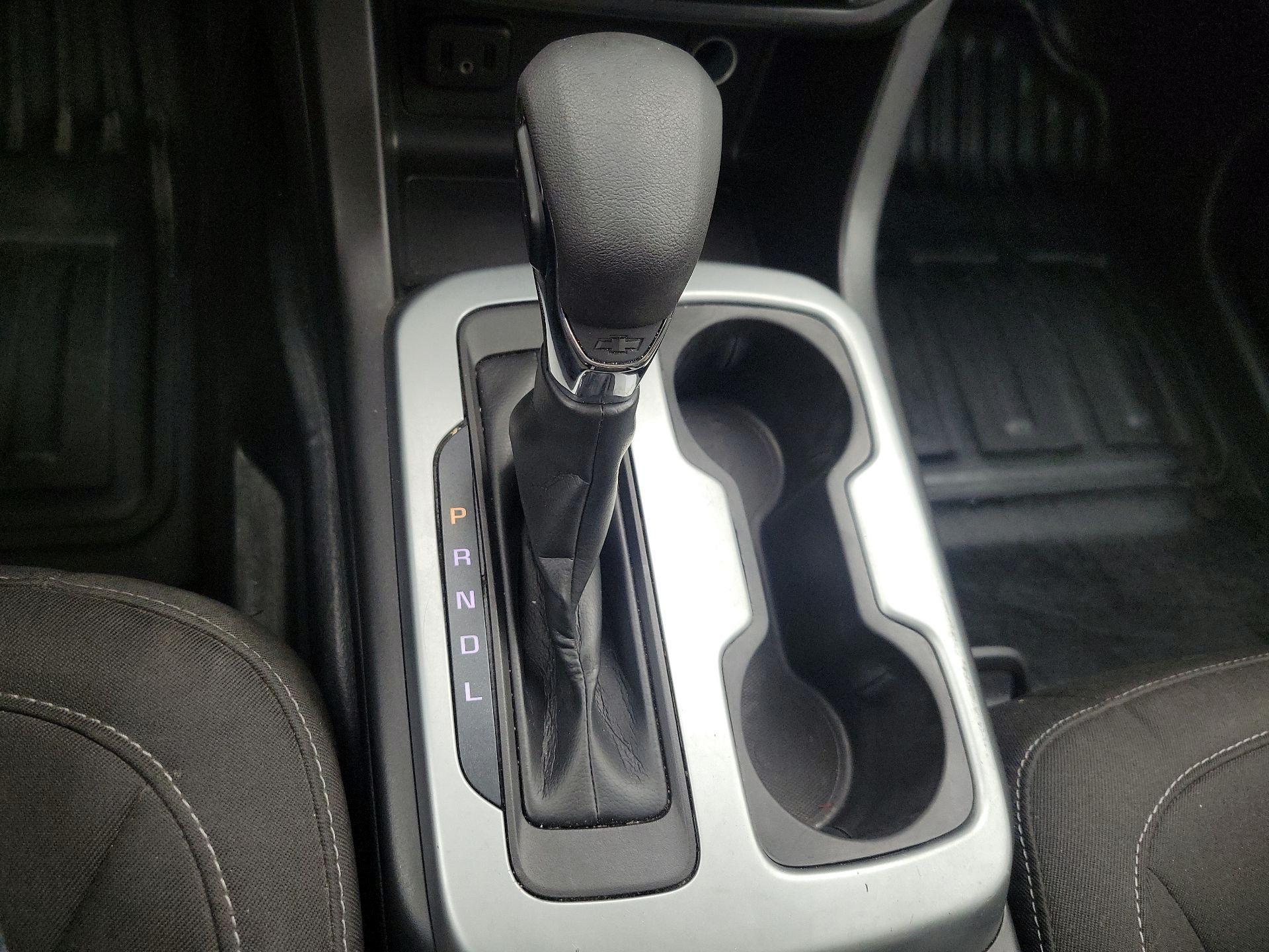 Thumbnail: 2022 Chevrolet Colorado - 17