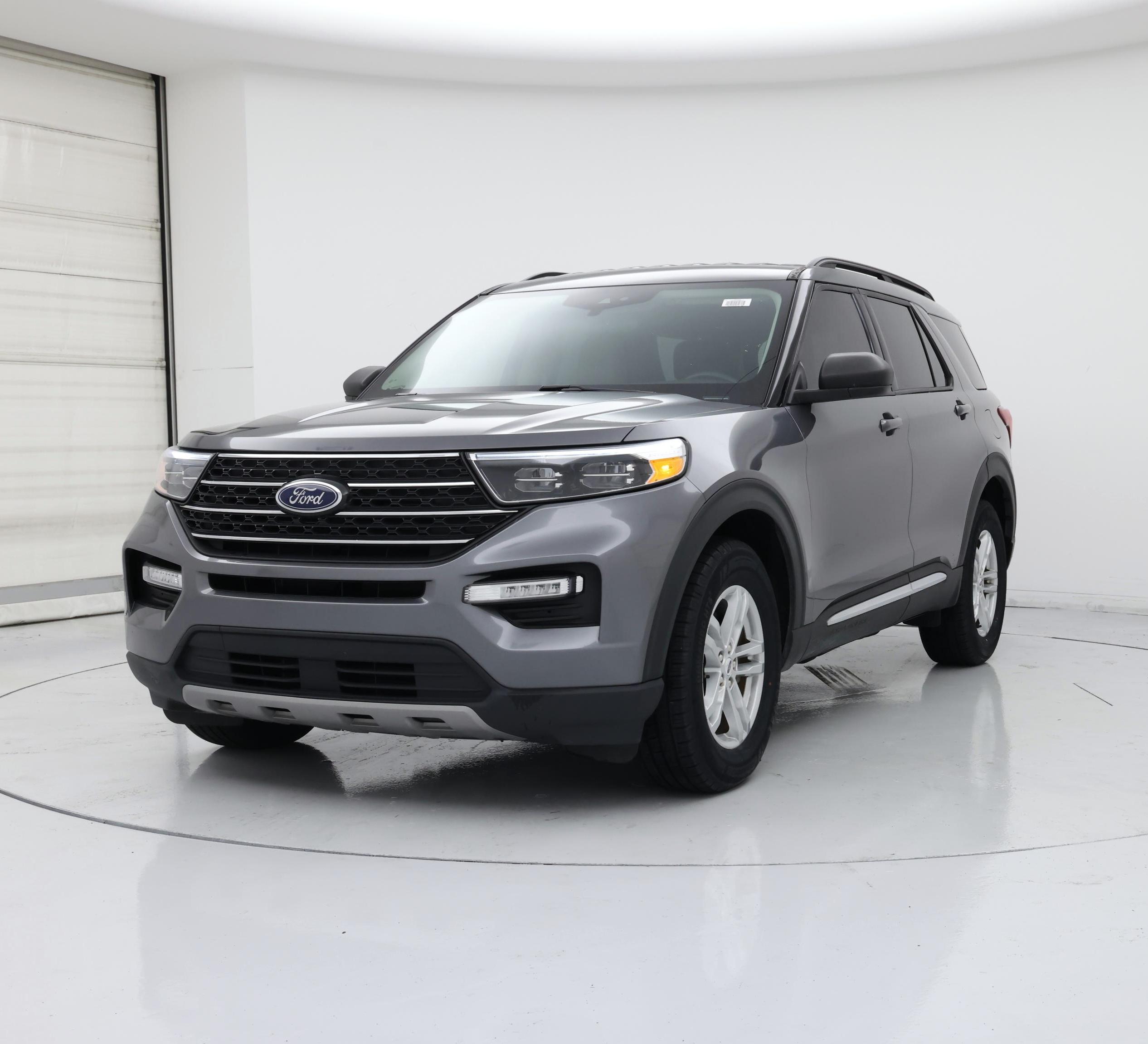 Thumbnail: 2023 Ford Explorer - 4