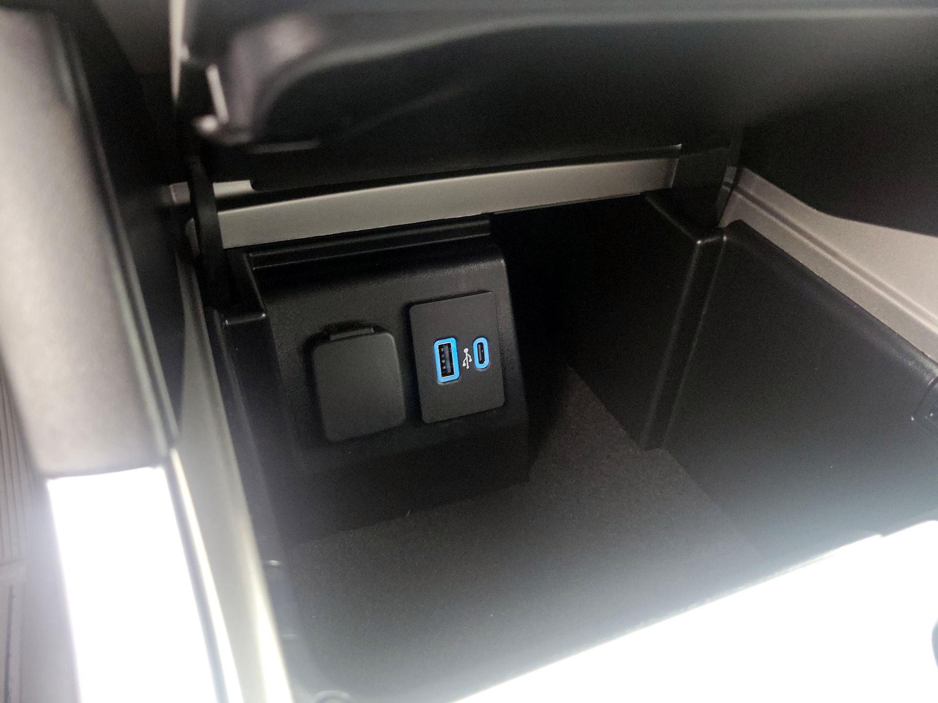 Thumbnail: 2023 Ford Explorer - 19