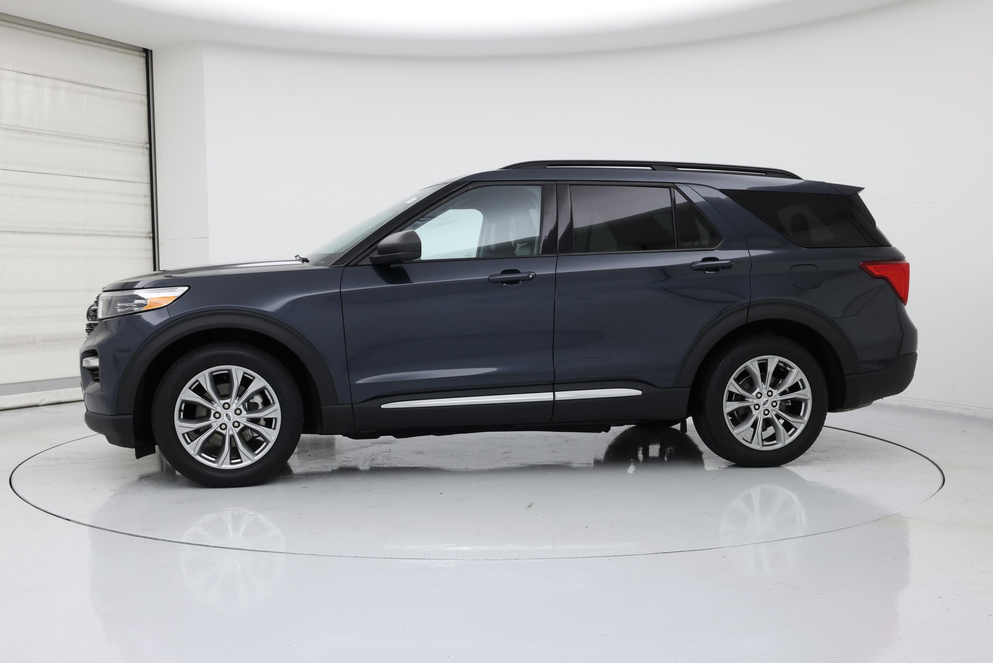 Thumbnail: 2023 Ford Explorer - 3