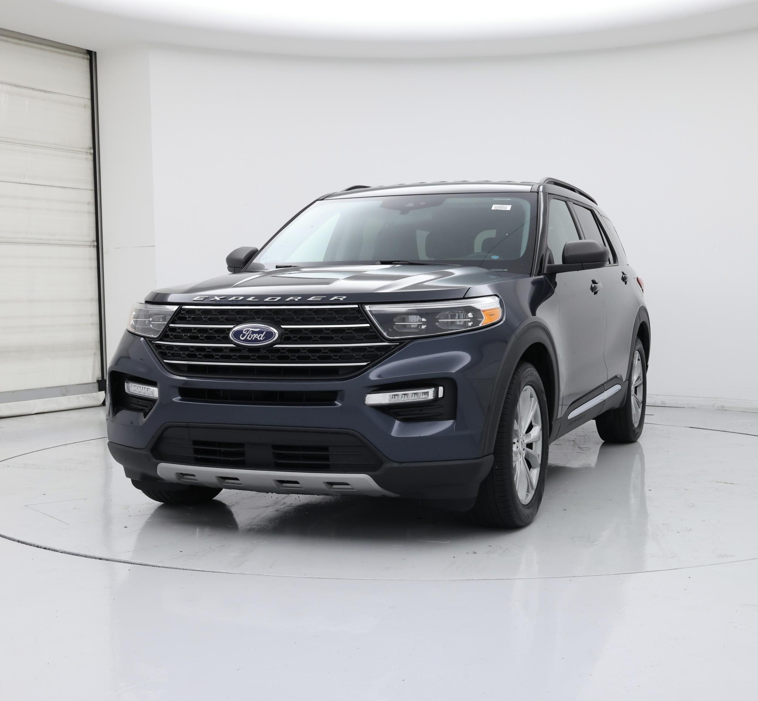 Thumbnail: 2023 Ford Explorer - 4