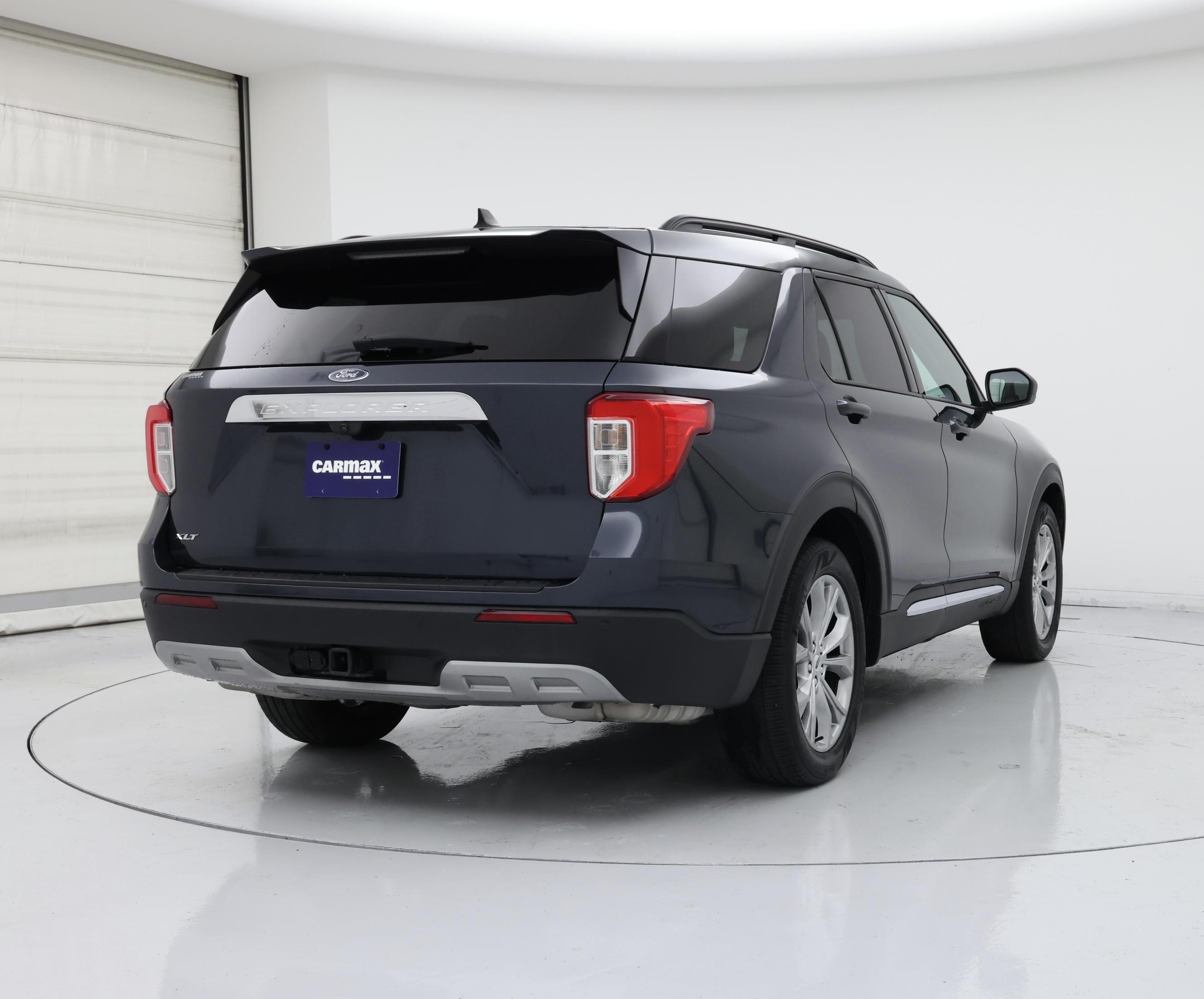 Thumbnail: 2023 Ford Explorer - 8