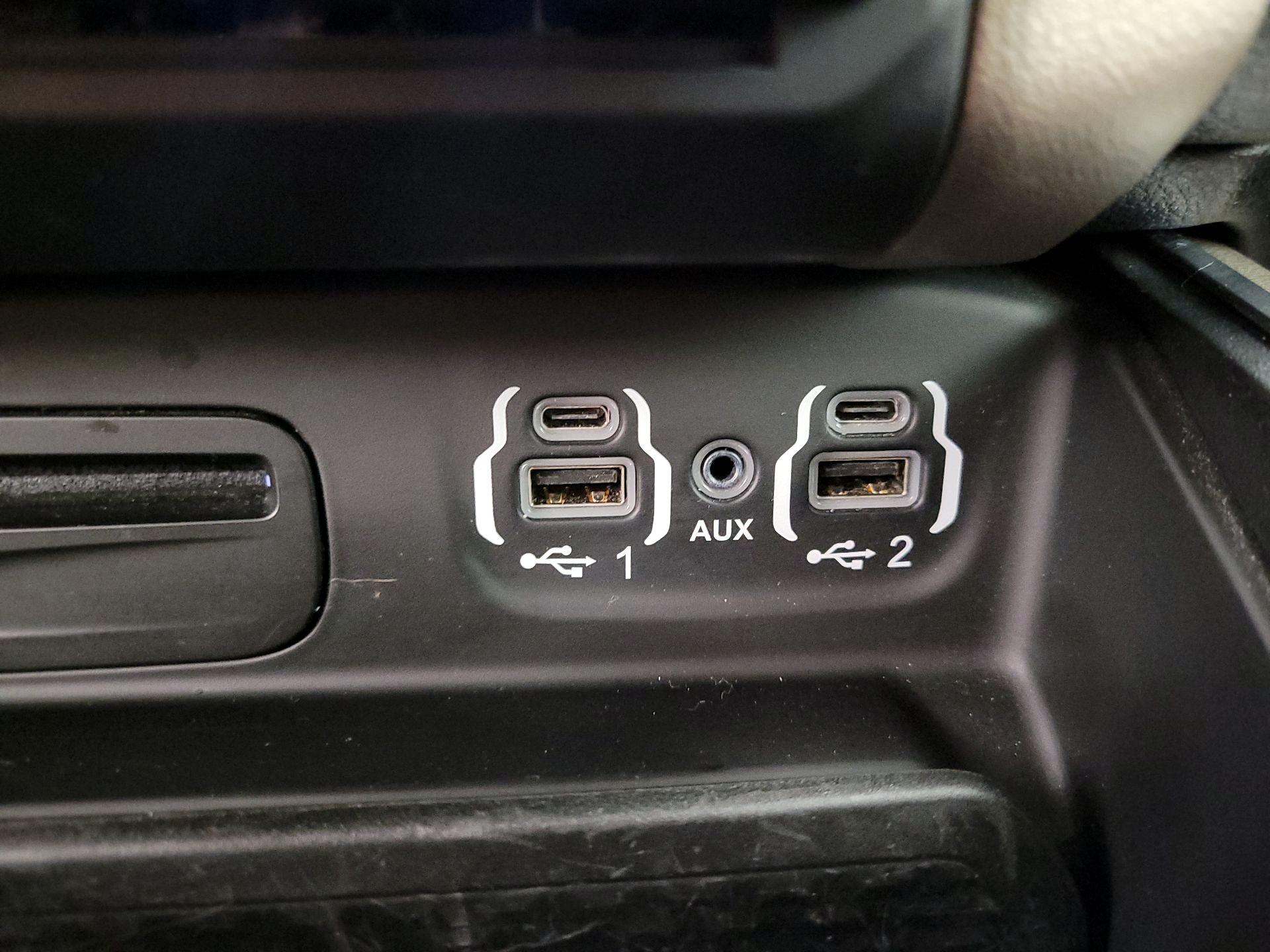 Thumbnail: 2019 RAM 1500 - 19