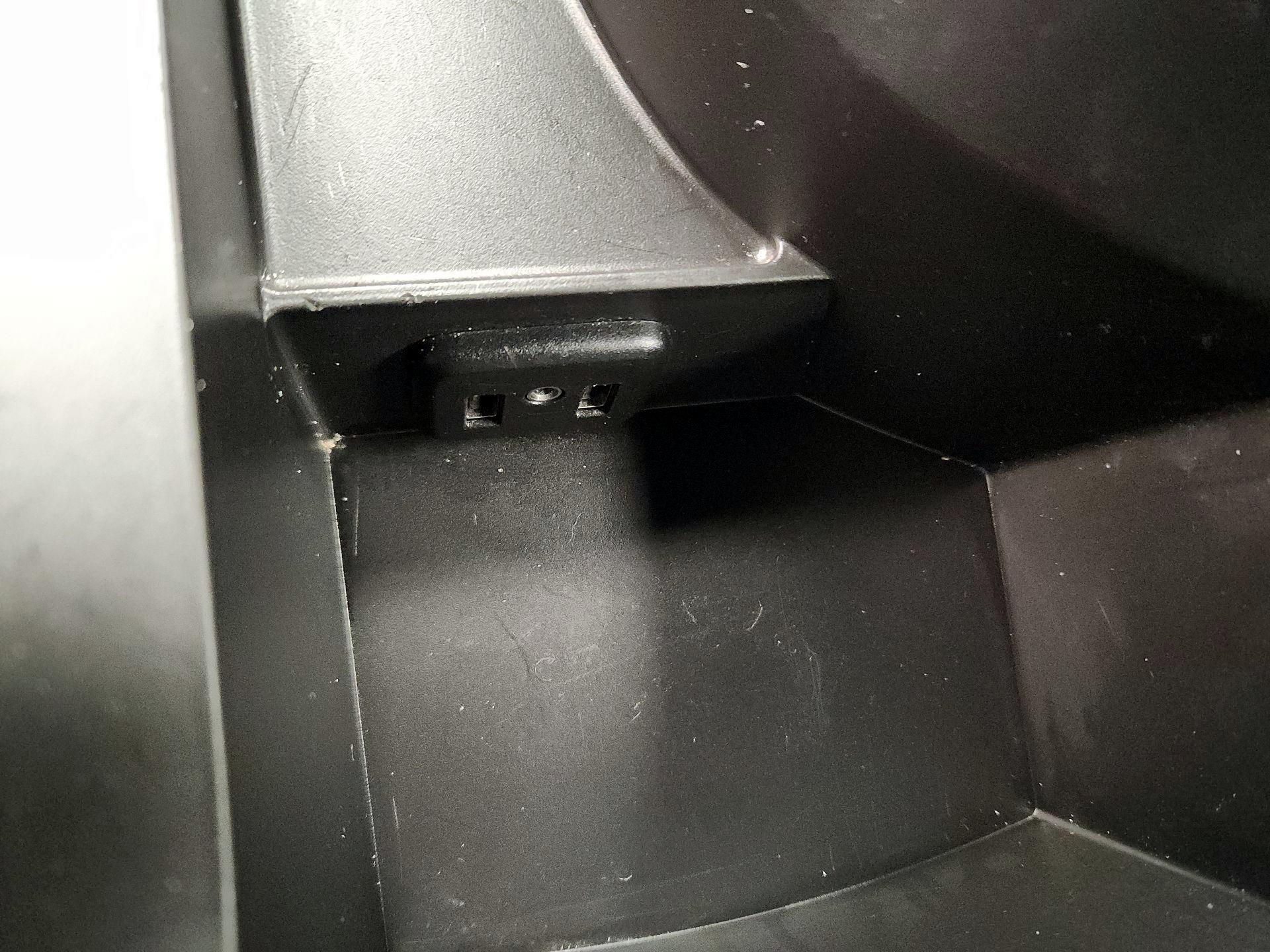 Thumbnail: 2023 Chevrolet Camaro - 18