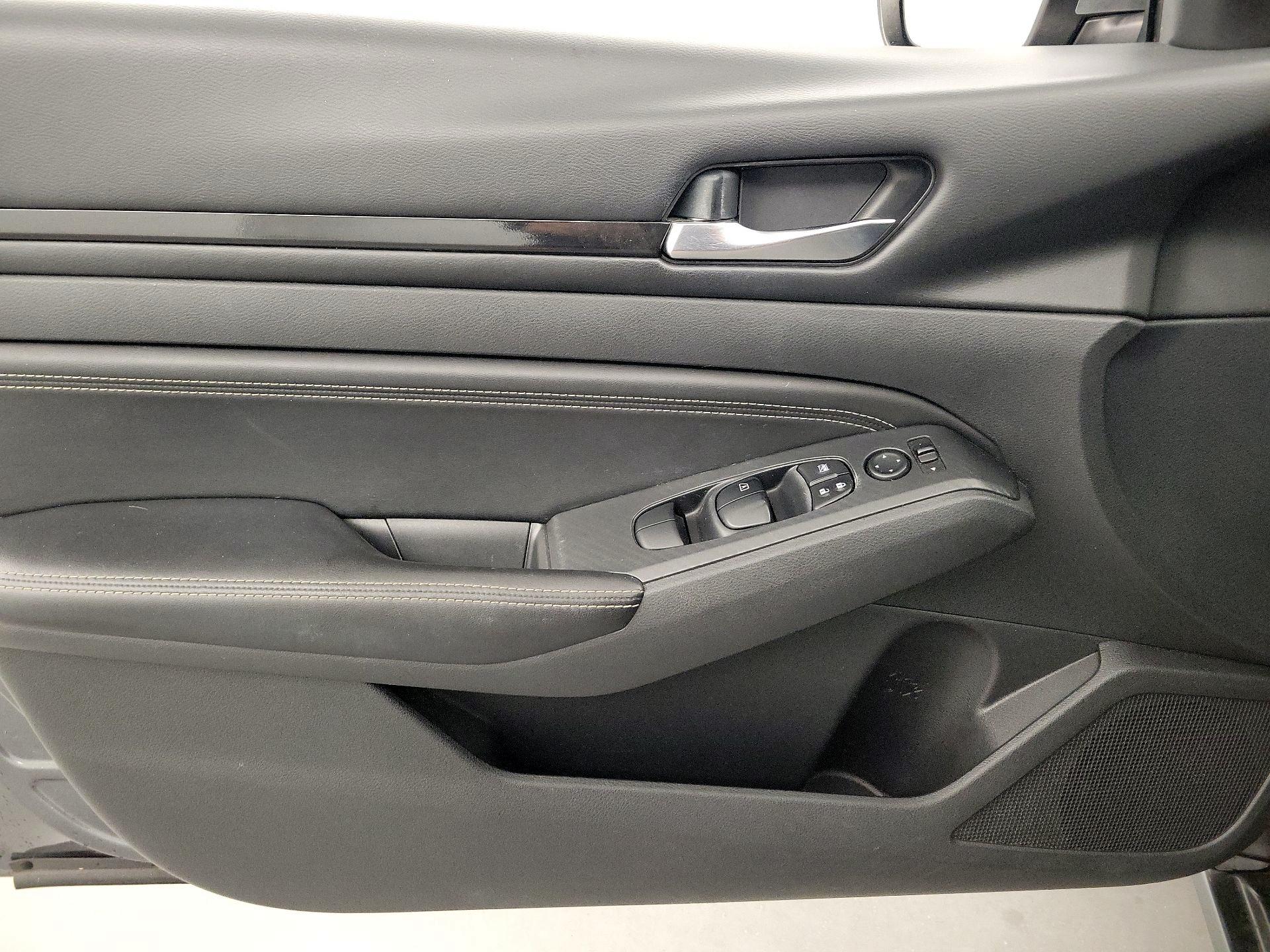 Thumbnail: 2020 Nissan Altima - 12