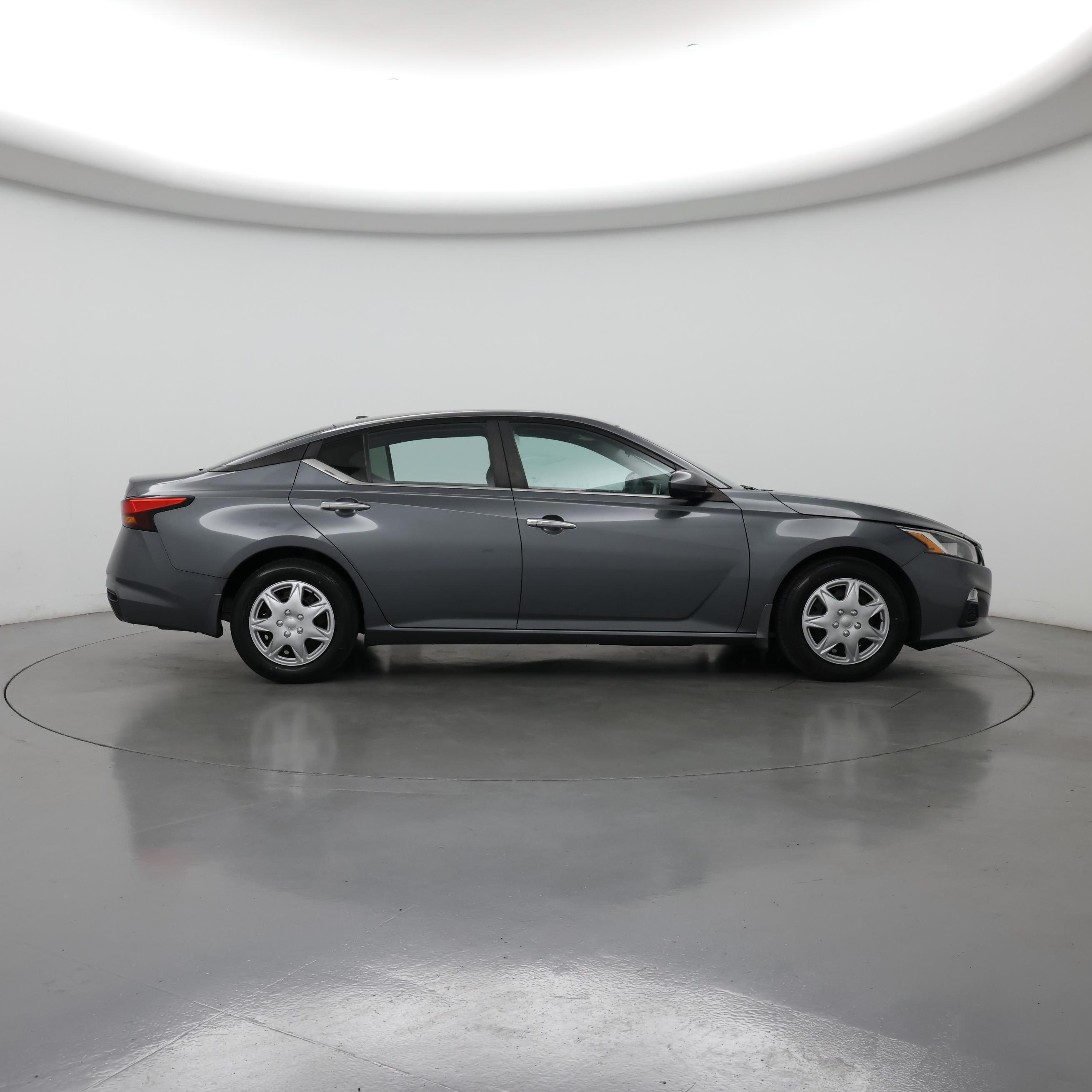 Thumbnail: 2020 Nissan Altima - 7