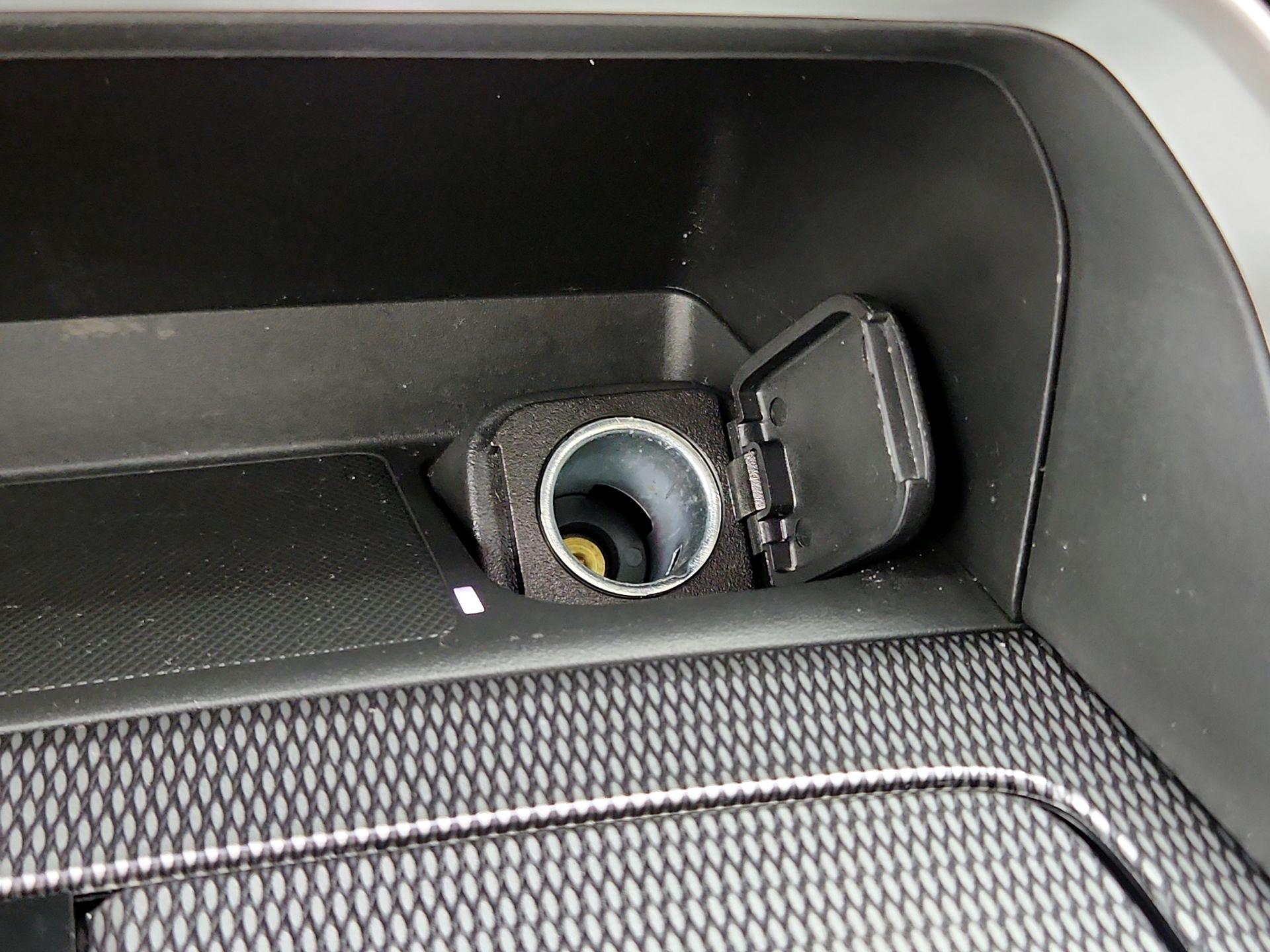 Thumbnail: 2025 Mazda CX-70 - 18