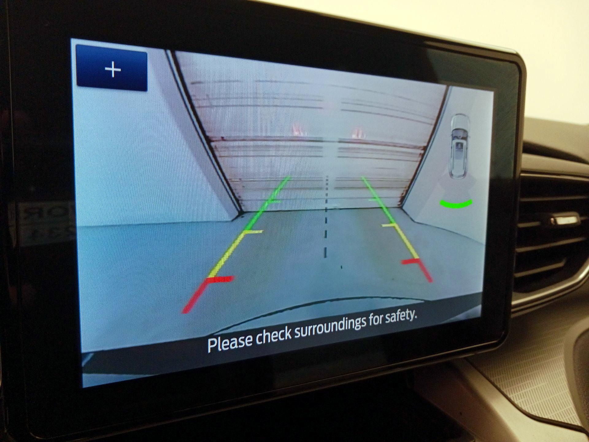 Thumbnail: 2022 Ford Explorer - 15