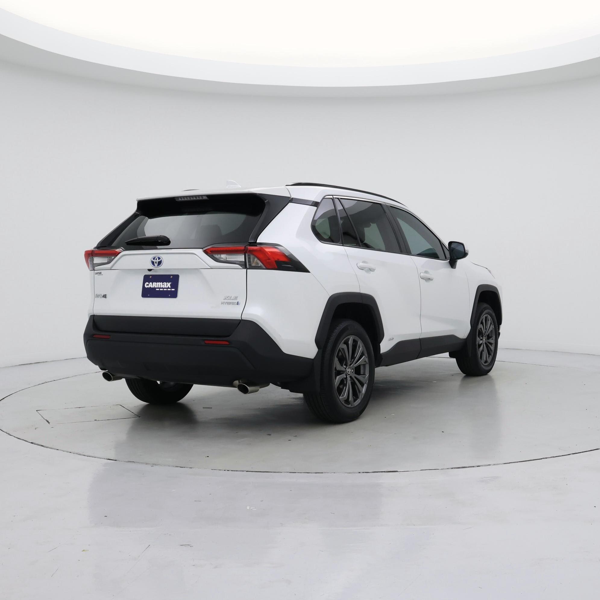 Thumbnail: 2024 Toyota RAV4 - 8