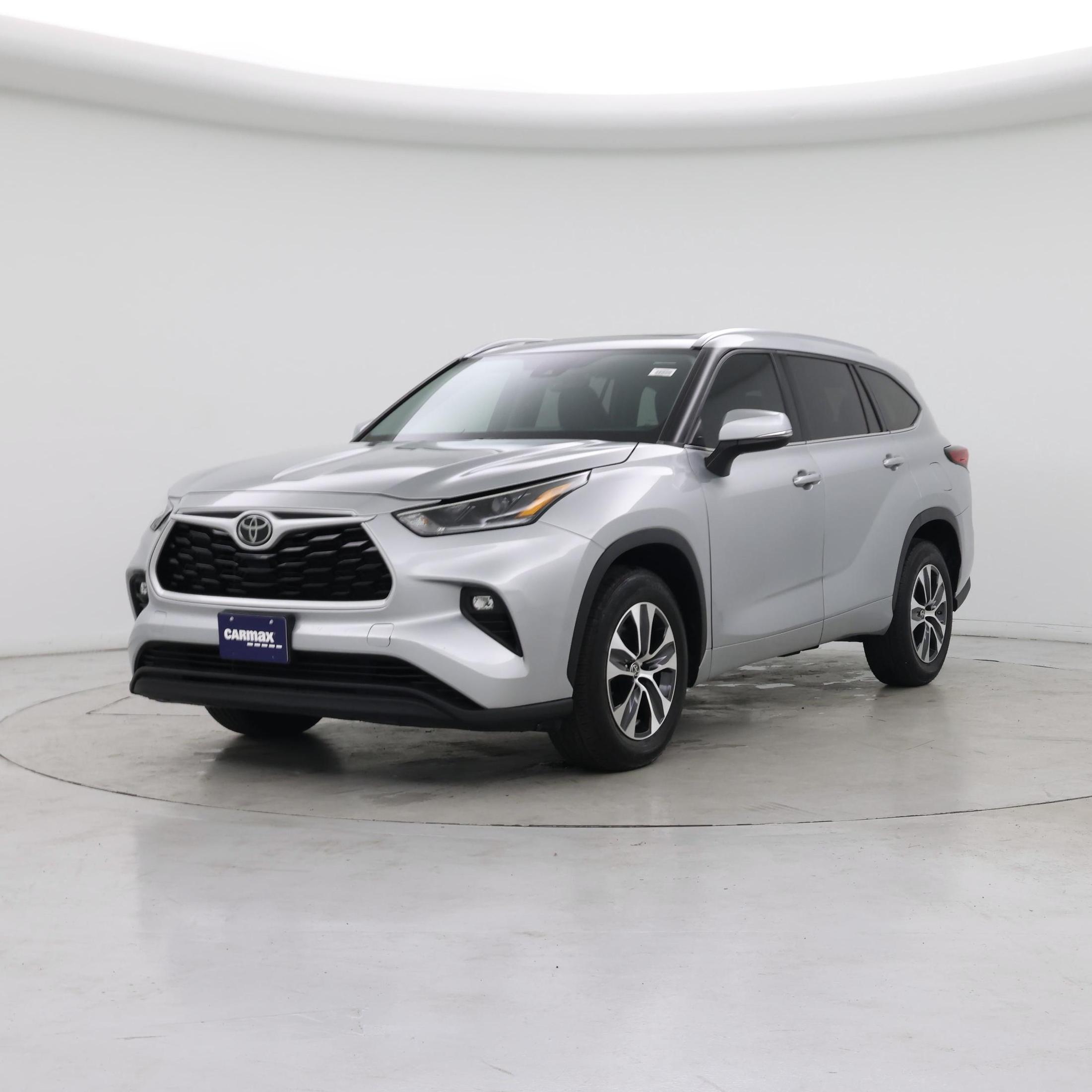 Thumbnail: 2021 Toyota Highlander - 4