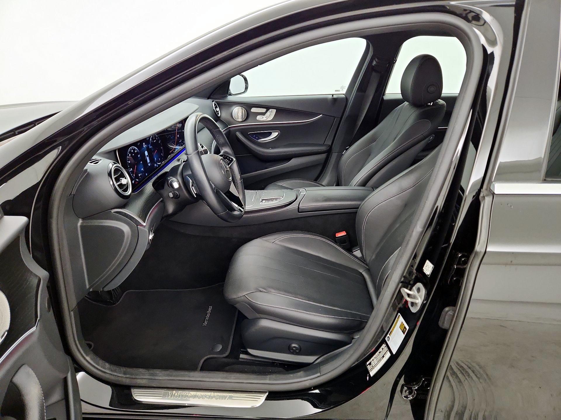 Thumbnail: 2022 Mercedes-Benz E-Class - 11