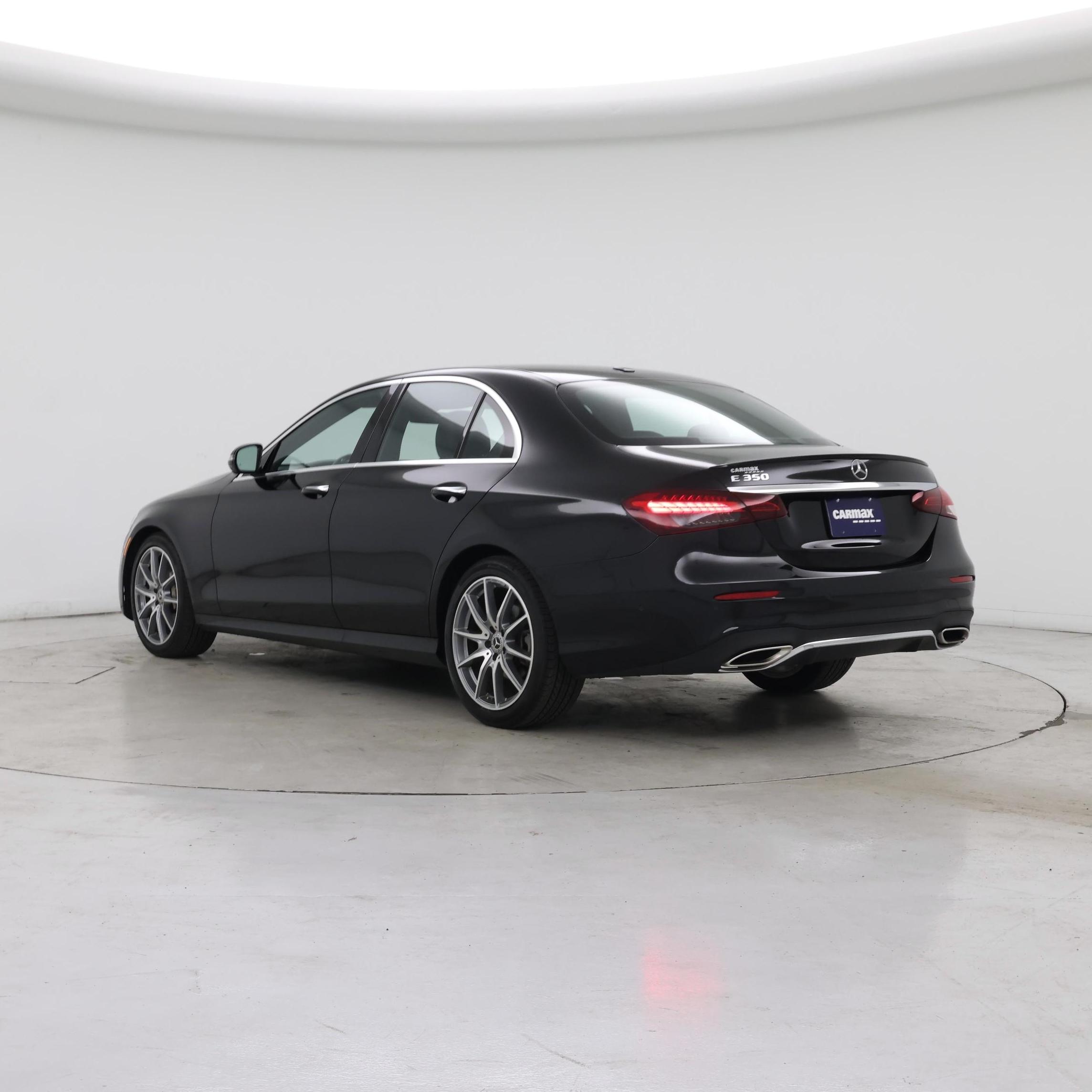 Thumbnail: 2022 Mercedes-Benz E-Class - 2