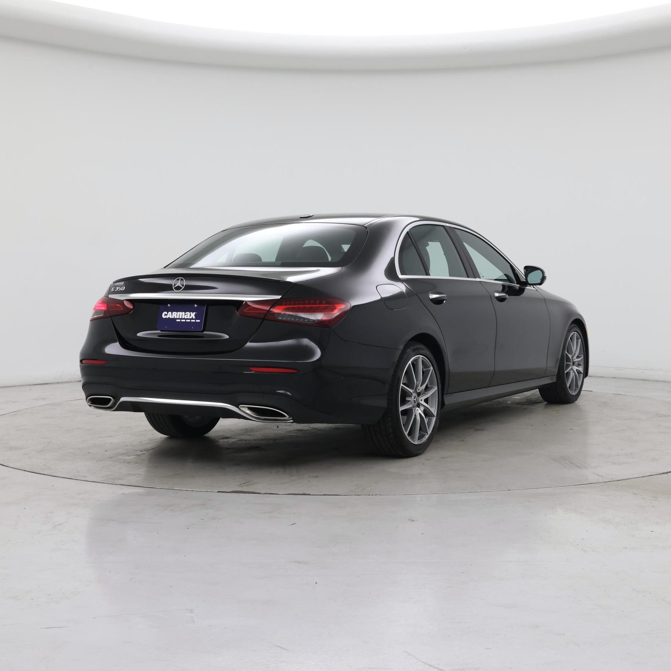 Thumbnail: 2022 Mercedes-Benz E-Class - 8