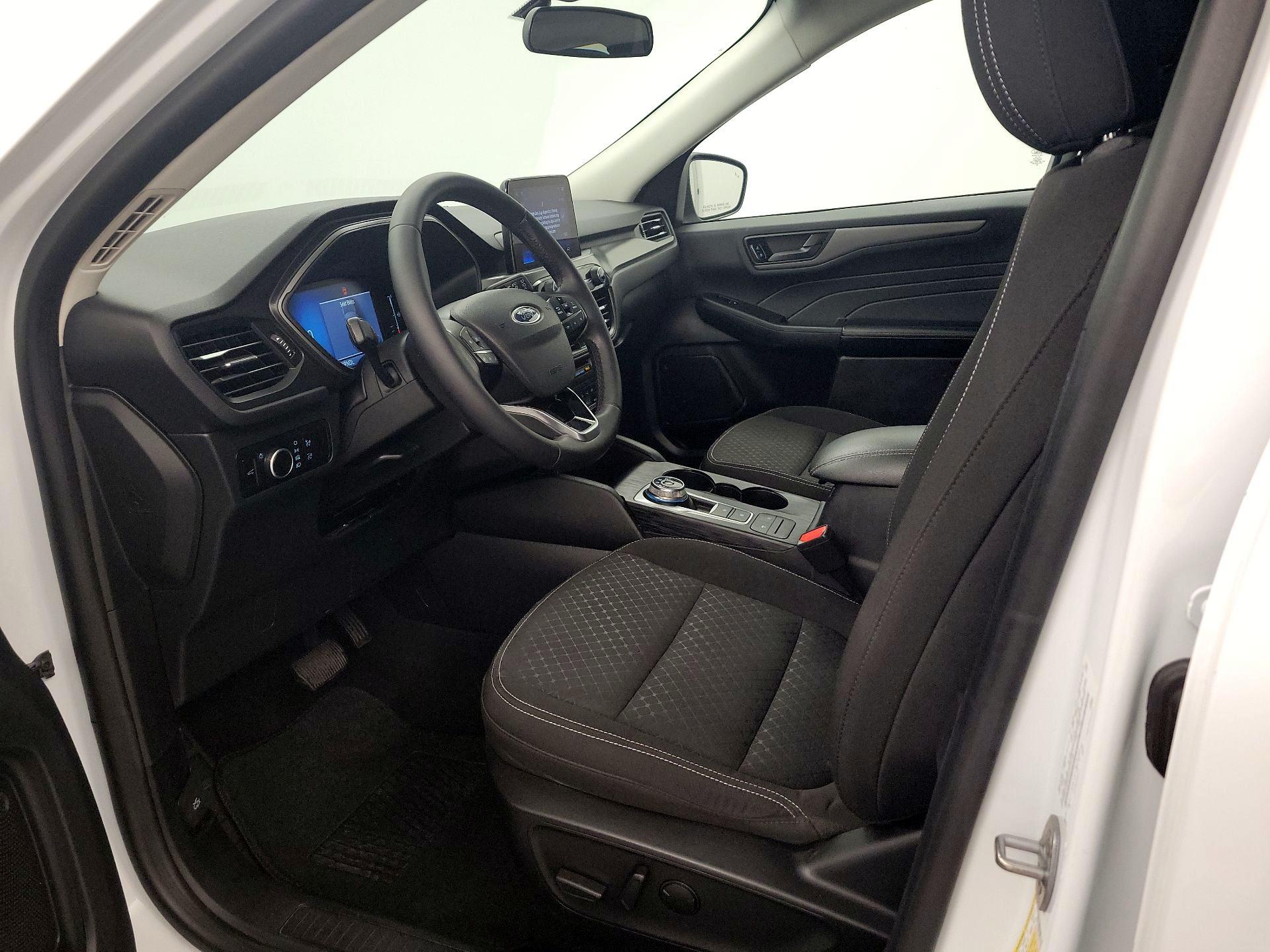 Thumbnail: 2023 Ford Escape - 11