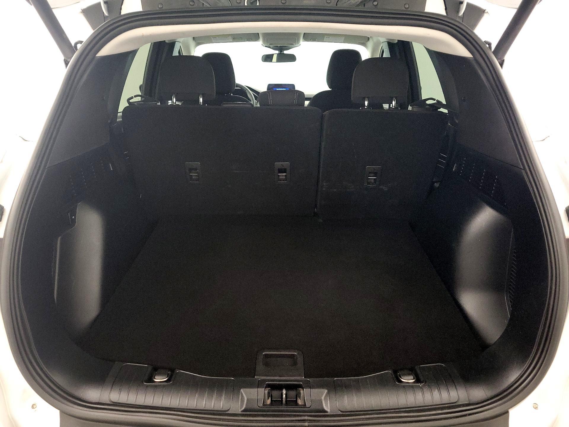 Thumbnail: 2023 Ford Escape - 20