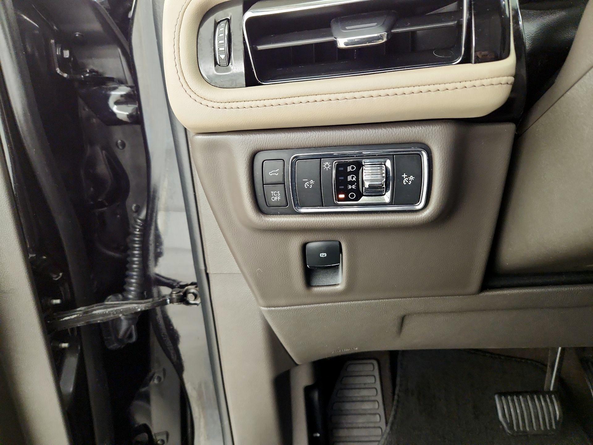 Thumbnail: 2022 Lincoln Nautilus - 13