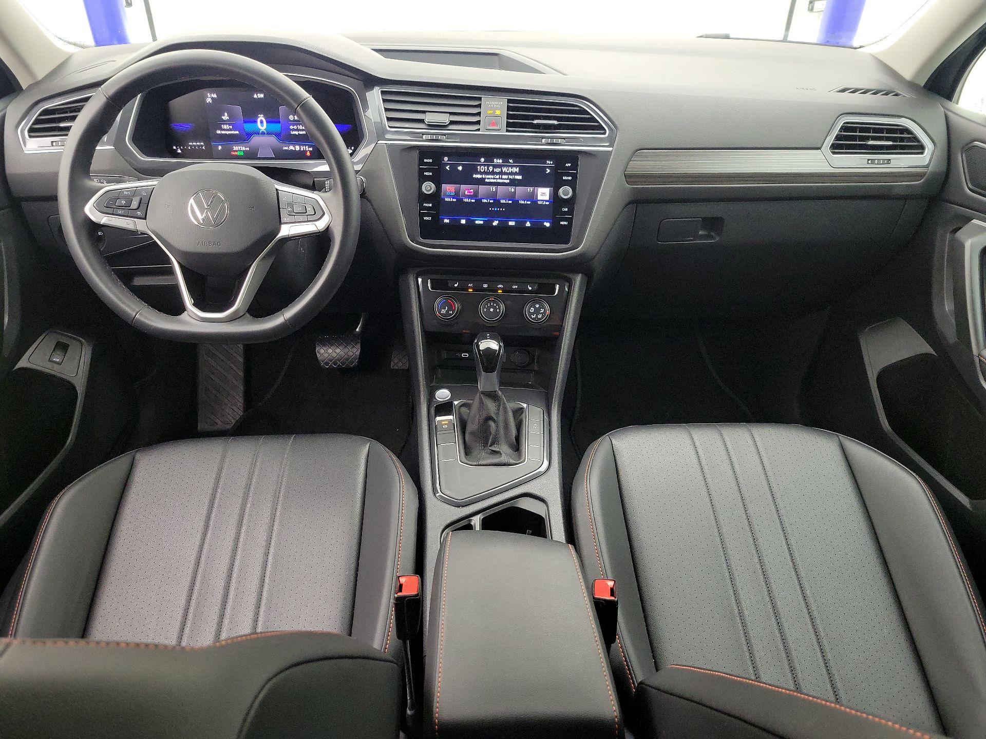 Thumbnail: 2024 Volkswagen Tiguan - 9