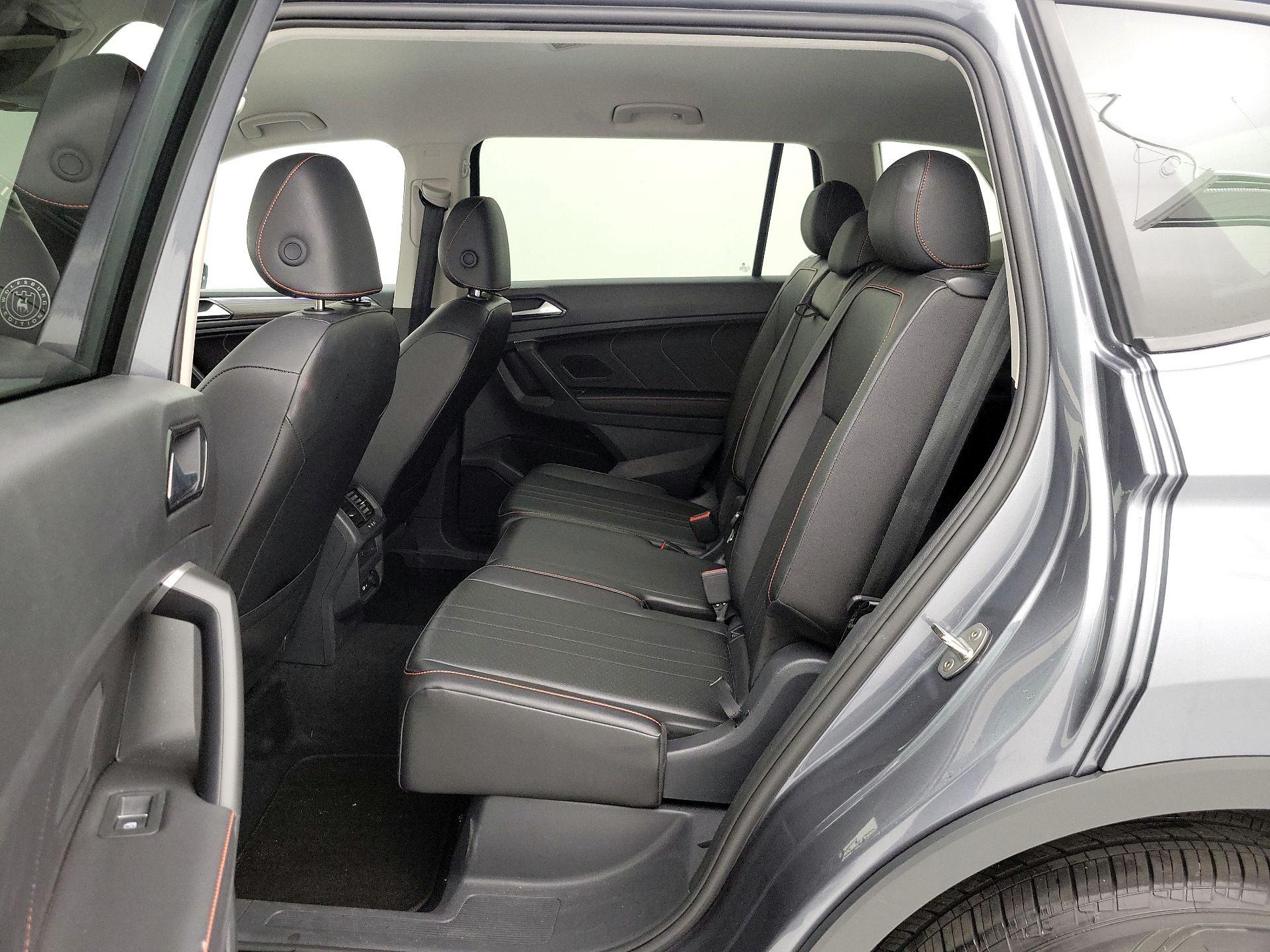 Thumbnail: 2024 Volkswagen Tiguan - 19