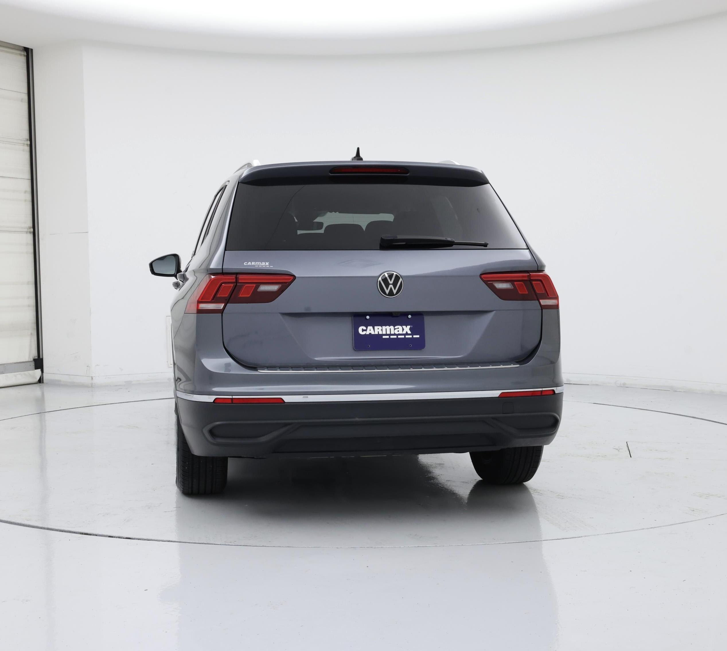 Thumbnail: 2024 Volkswagen Tiguan - 6