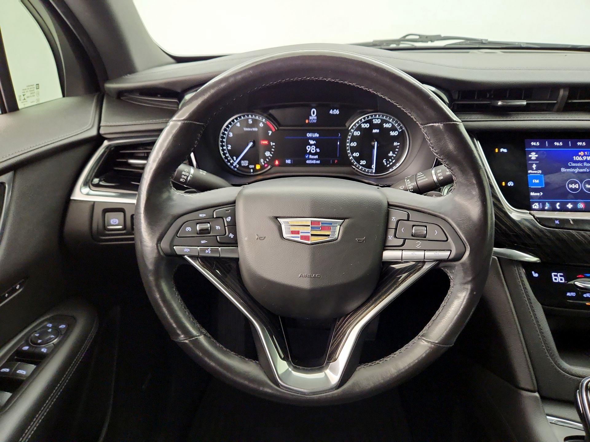 Thumbnail: 2020 Cadillac XT6 - 10