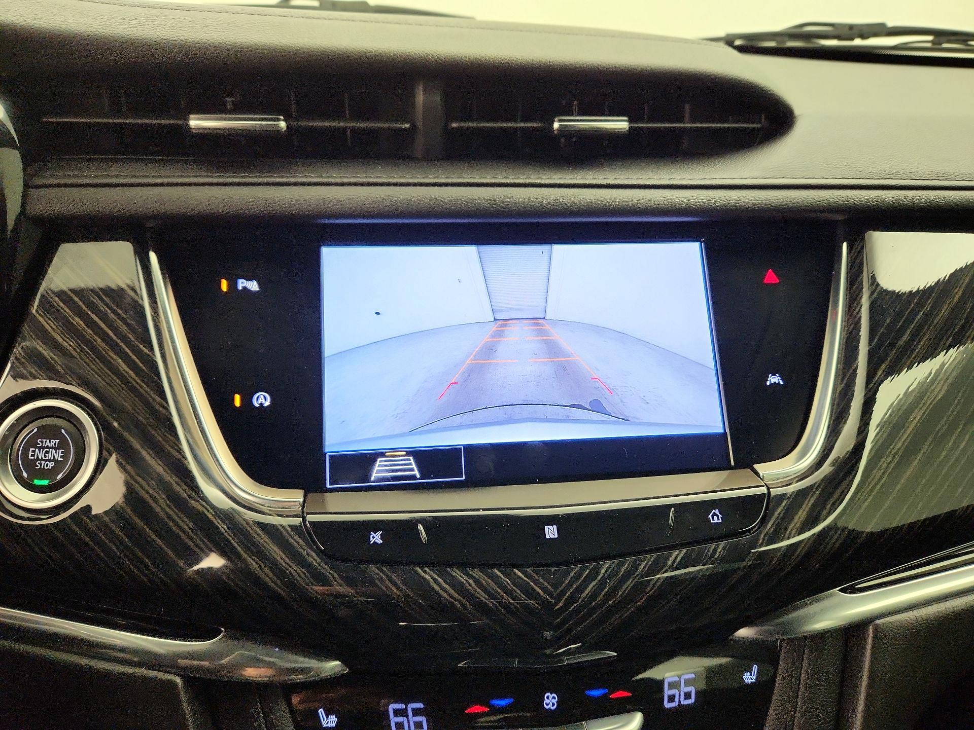 Thumbnail: 2020 Cadillac XT6 - 14