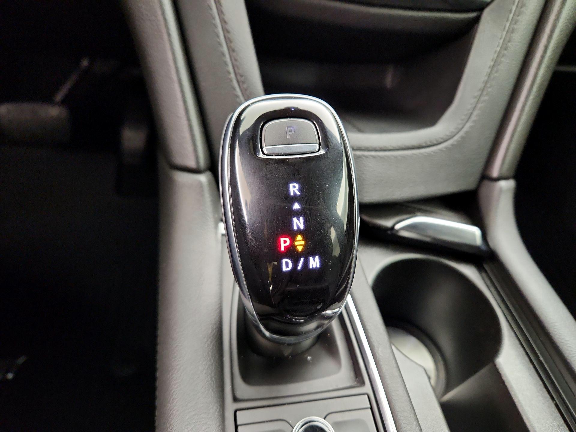 Thumbnail: 2020 Cadillac XT6 - 17