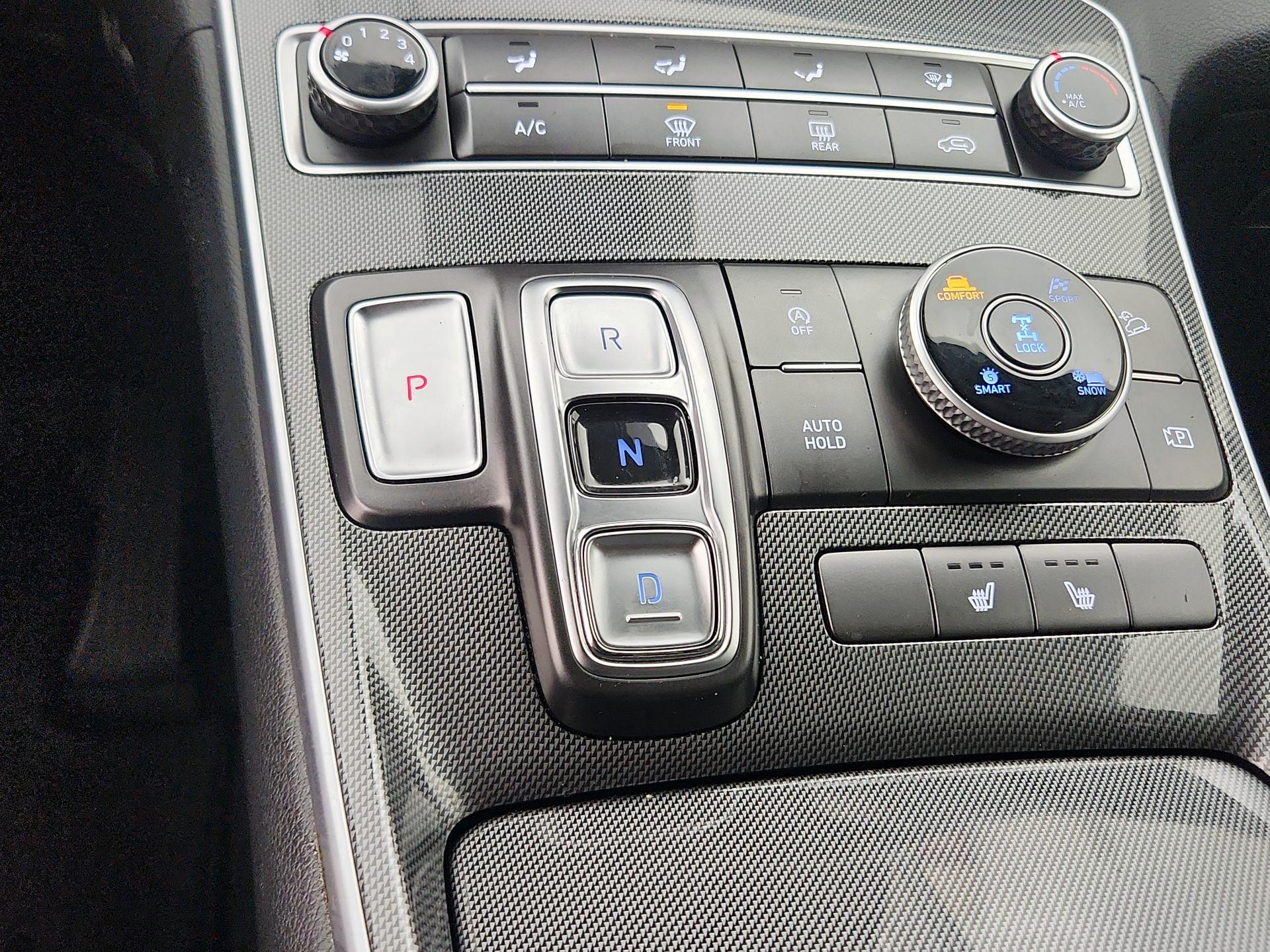 Thumbnail: 2022 Hyundai Santa Fe - 17