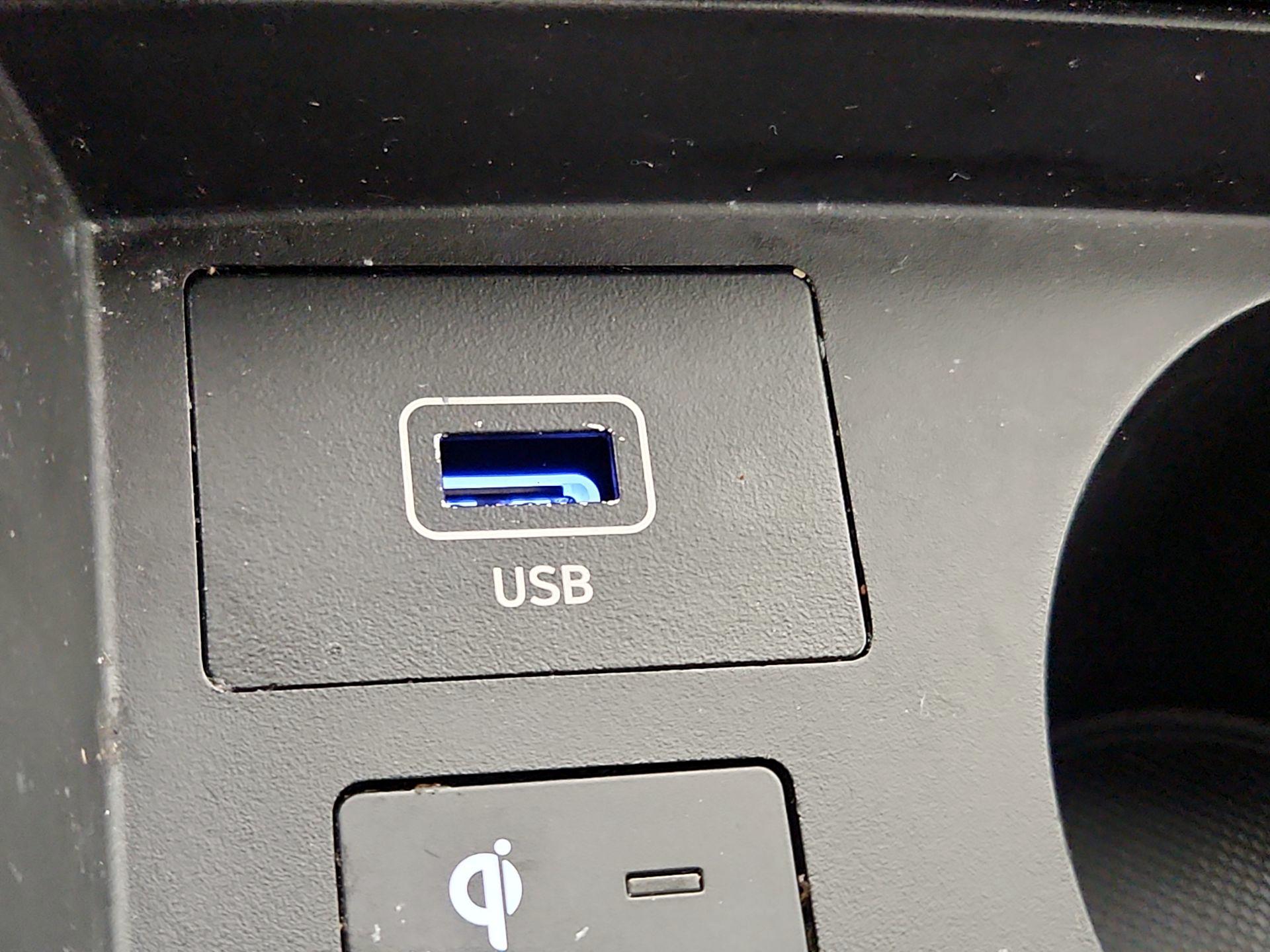 Thumbnail: 2022 Hyundai Santa Fe - 18