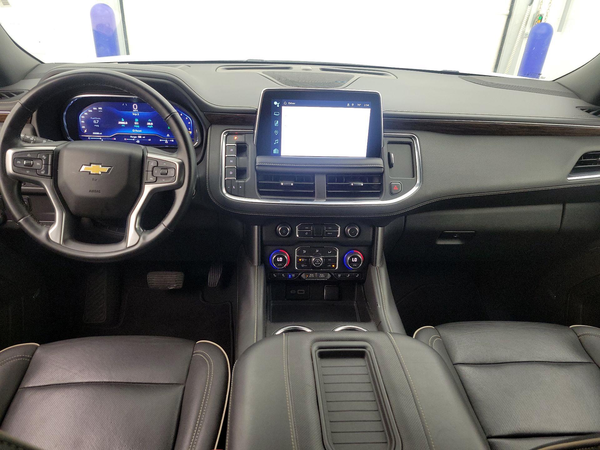 Thumbnail: 2023 Chevrolet Suburban - 9