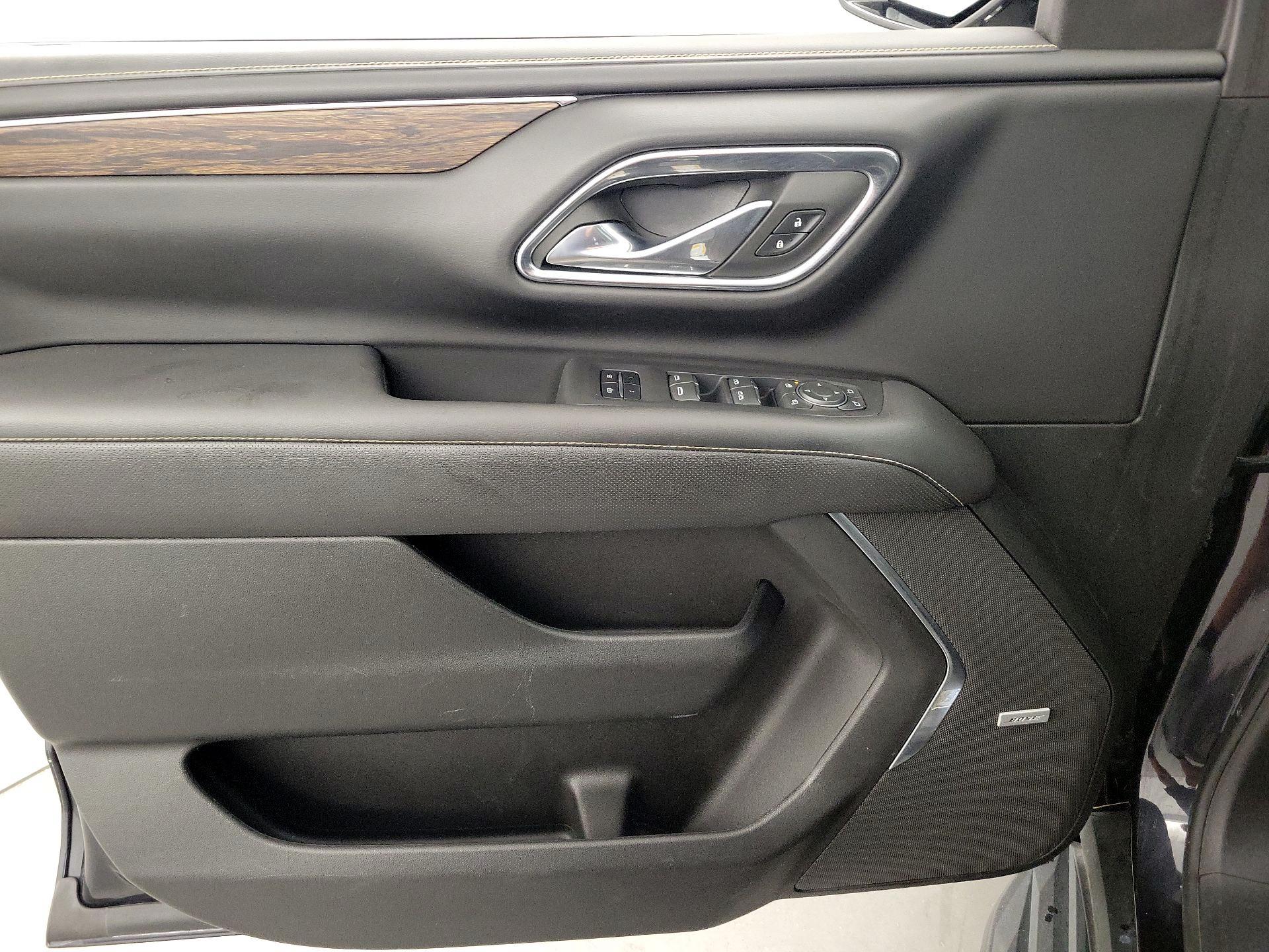 Thumbnail: 2023 Chevrolet Suburban - 12