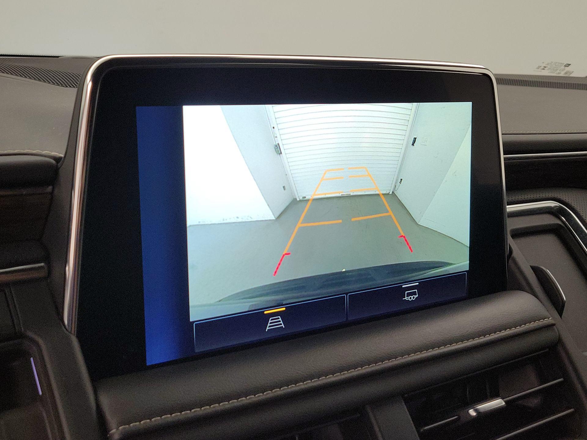 Thumbnail: 2023 Chevrolet Suburban - 14