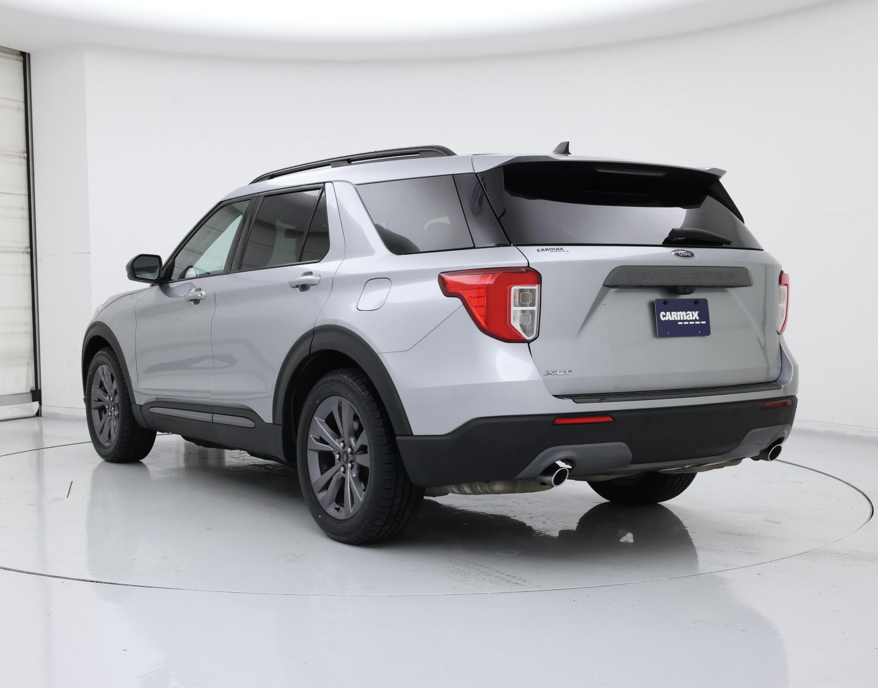 Thumbnail: 2022 Ford Explorer - 2