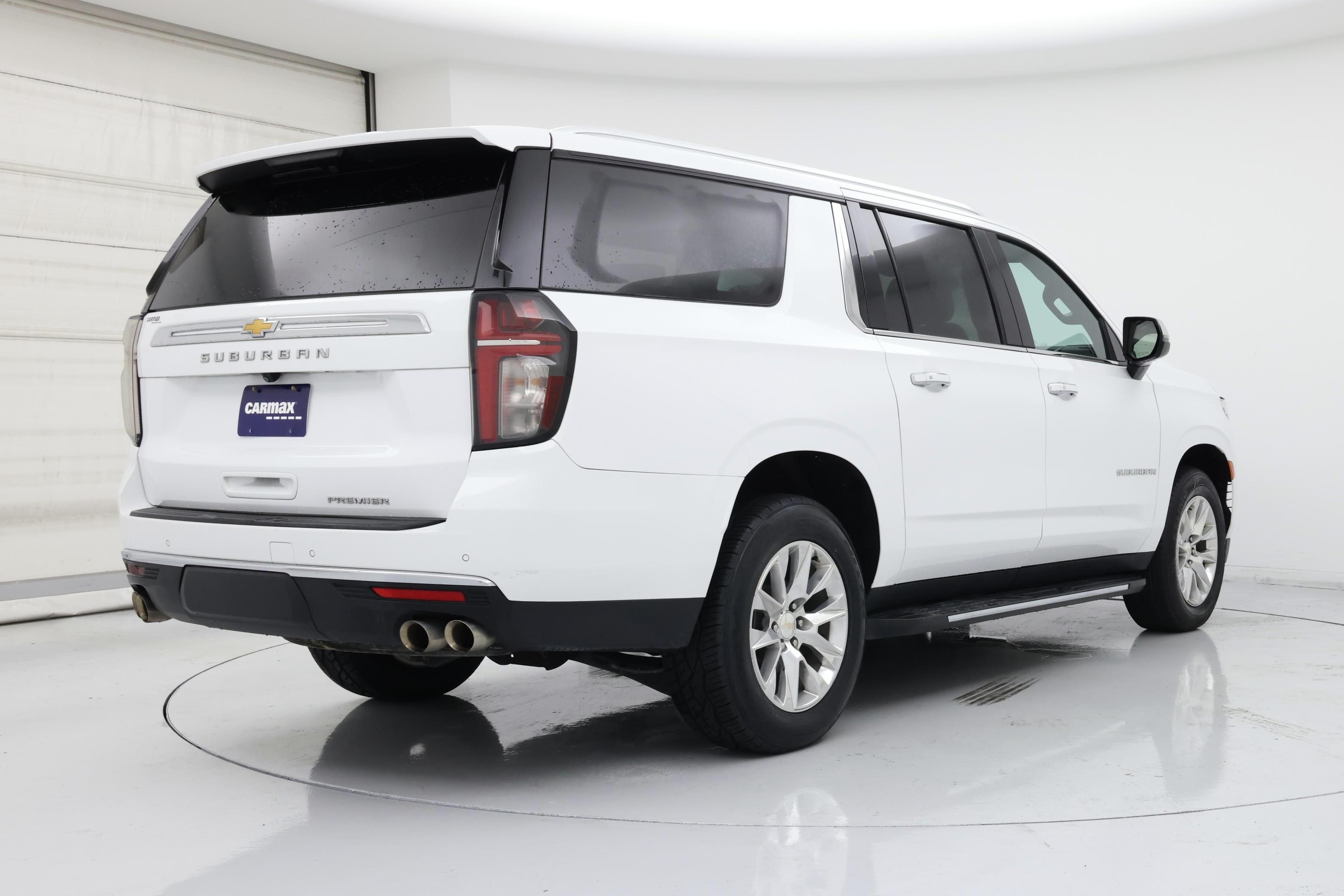 Thumbnail: 2023 Chevrolet Suburban - 8